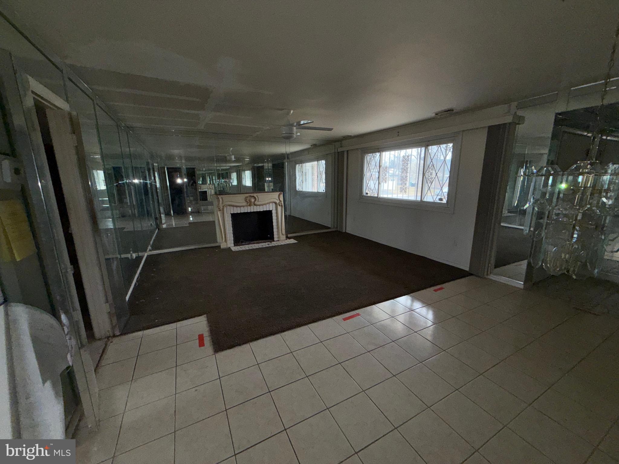 RANDALLSTOWN - Residential