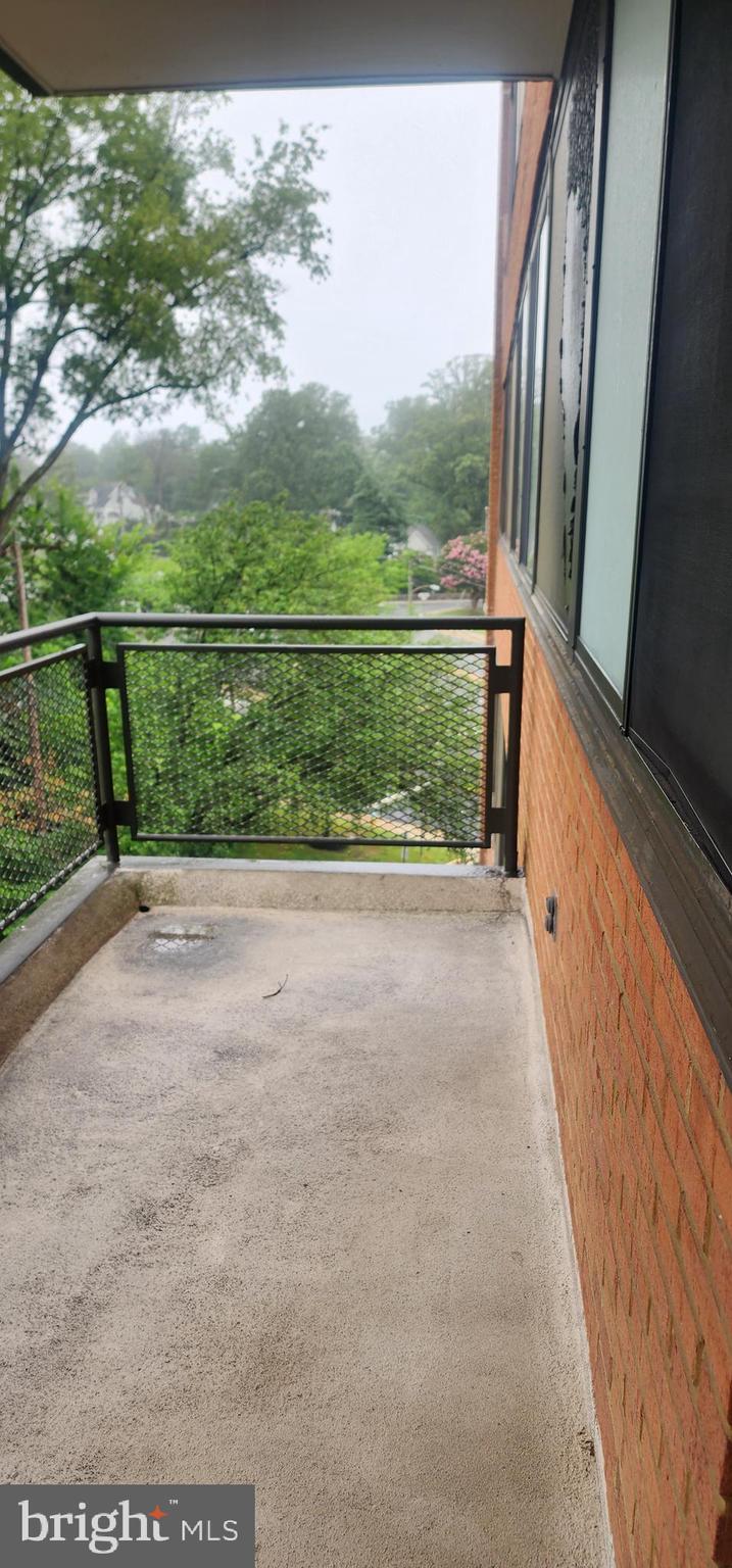 CARLYN PLACE - Residential