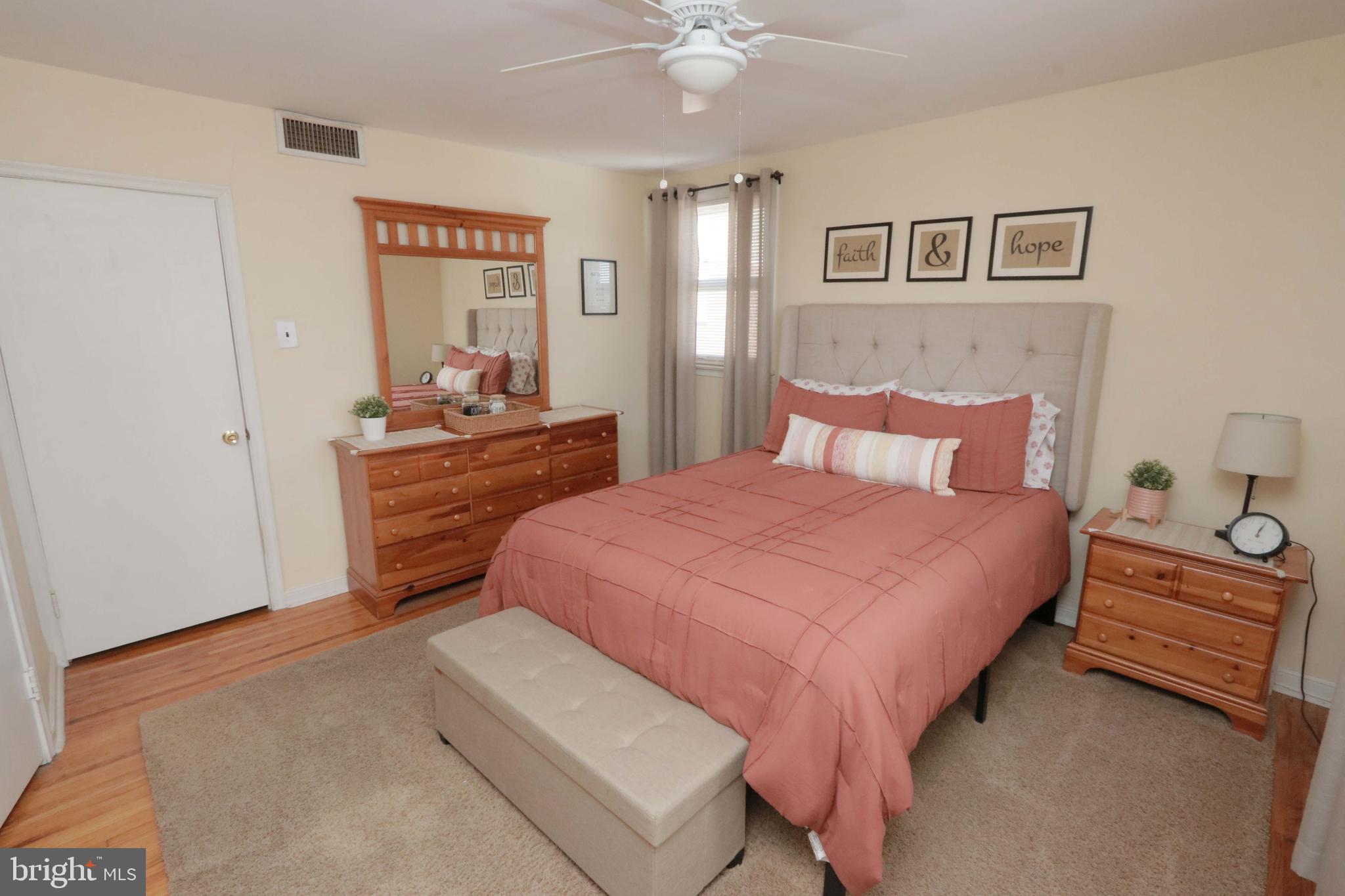 LEXINGTON PARK - Residential