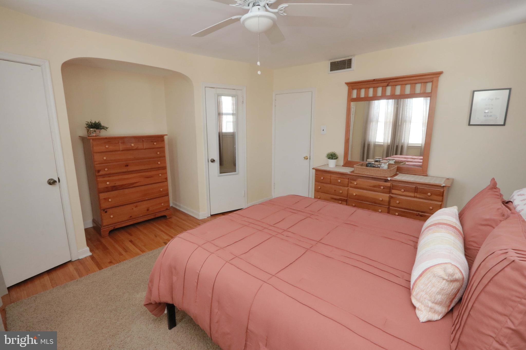 LEXINGTON PARK - Residential