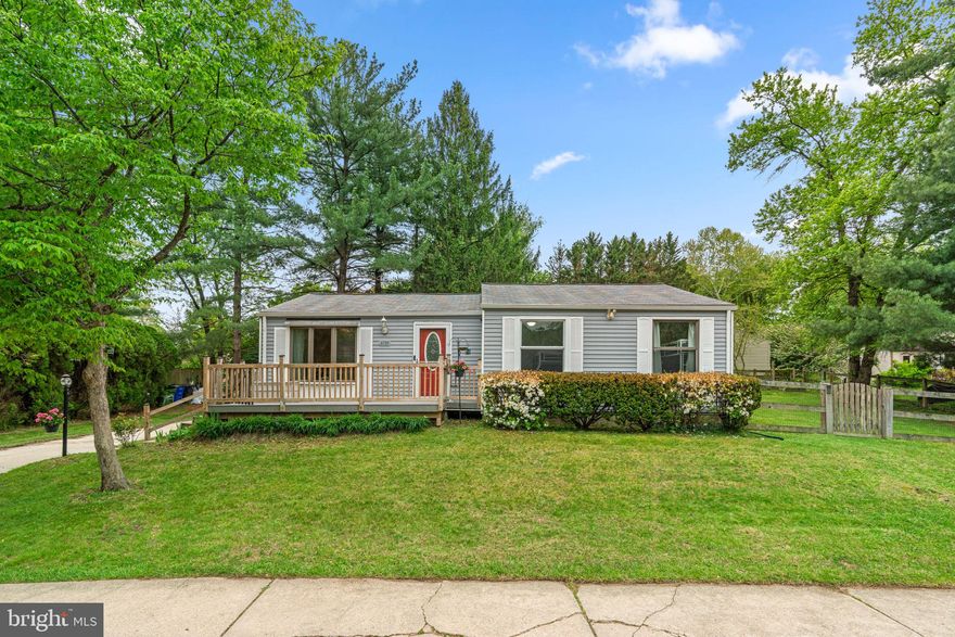 Welcome to this beautifully updated rancher offering an open-concept main level designed for comfortable everyday living and easy entertaining. The stunning kitchen features granite countertops, a classic subway tile backsplash, stainless steel appliances, and a large center island that serves as the heart of the home. The adjacent eat-in area includes a sliding glass door leading to the fully fenced backyard and brick patio—perfect for outdoor dining, relaxing, or entertaining guests.
The main level offers three spacious bedrooms and a full bathroom, providing convenient one-level living. The finished lower level greatly expands the home’s versatility with a full bathroom, laundry room, and two additional finished rooms ideal for a home office, gym, hobby space, or additional living areas, along with a second family room!
Surrounded by mature landscaping, this home offers both comfort and privacy in a welcoming setting. Mortgage savings may be available for buyers of this listing.