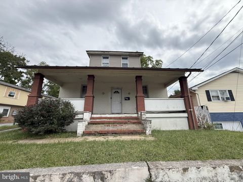1101 N ROYAL AVENUE FRONT ROYAL VA 22630