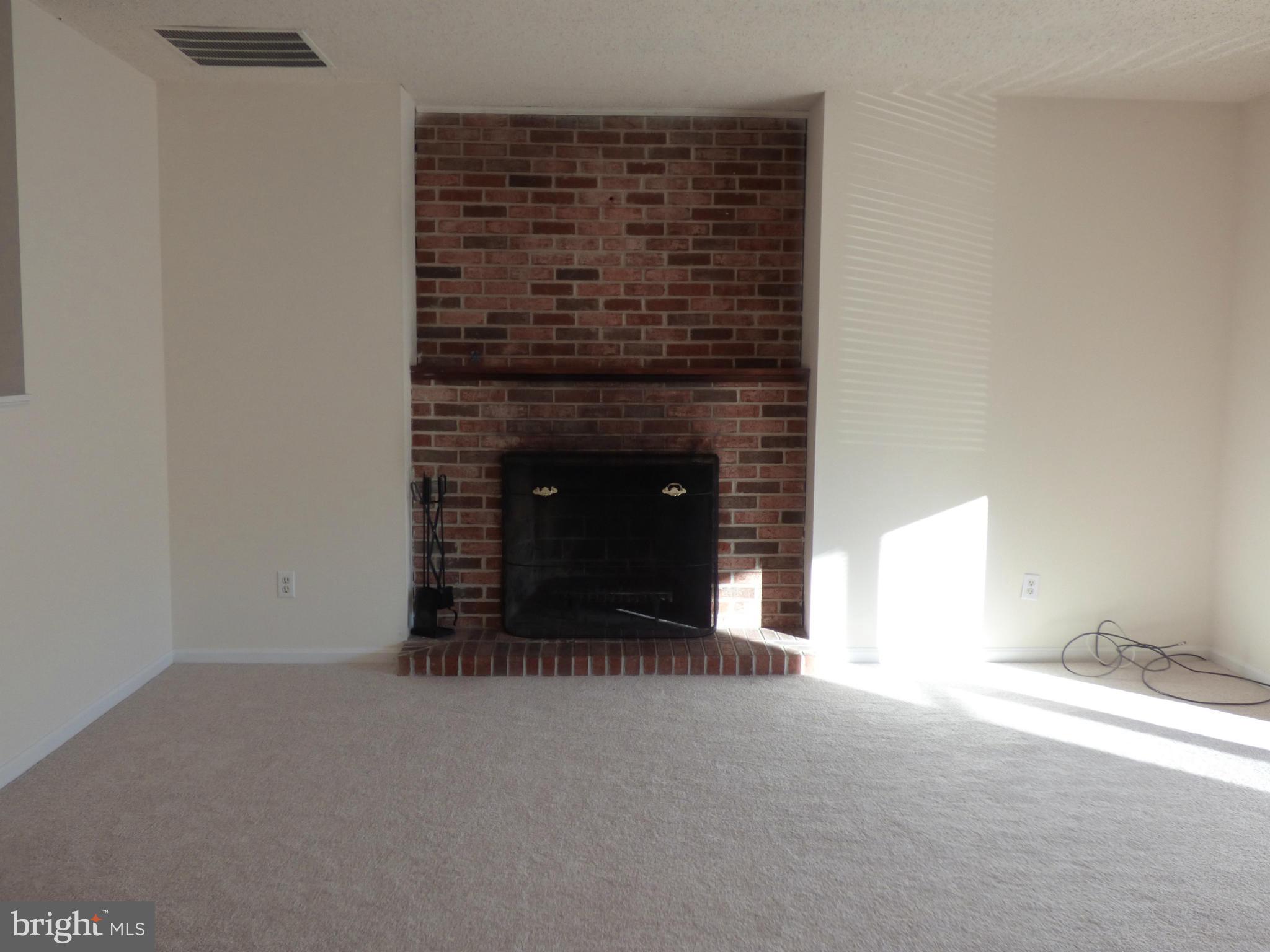 CEDAR COVE - Residential Lease