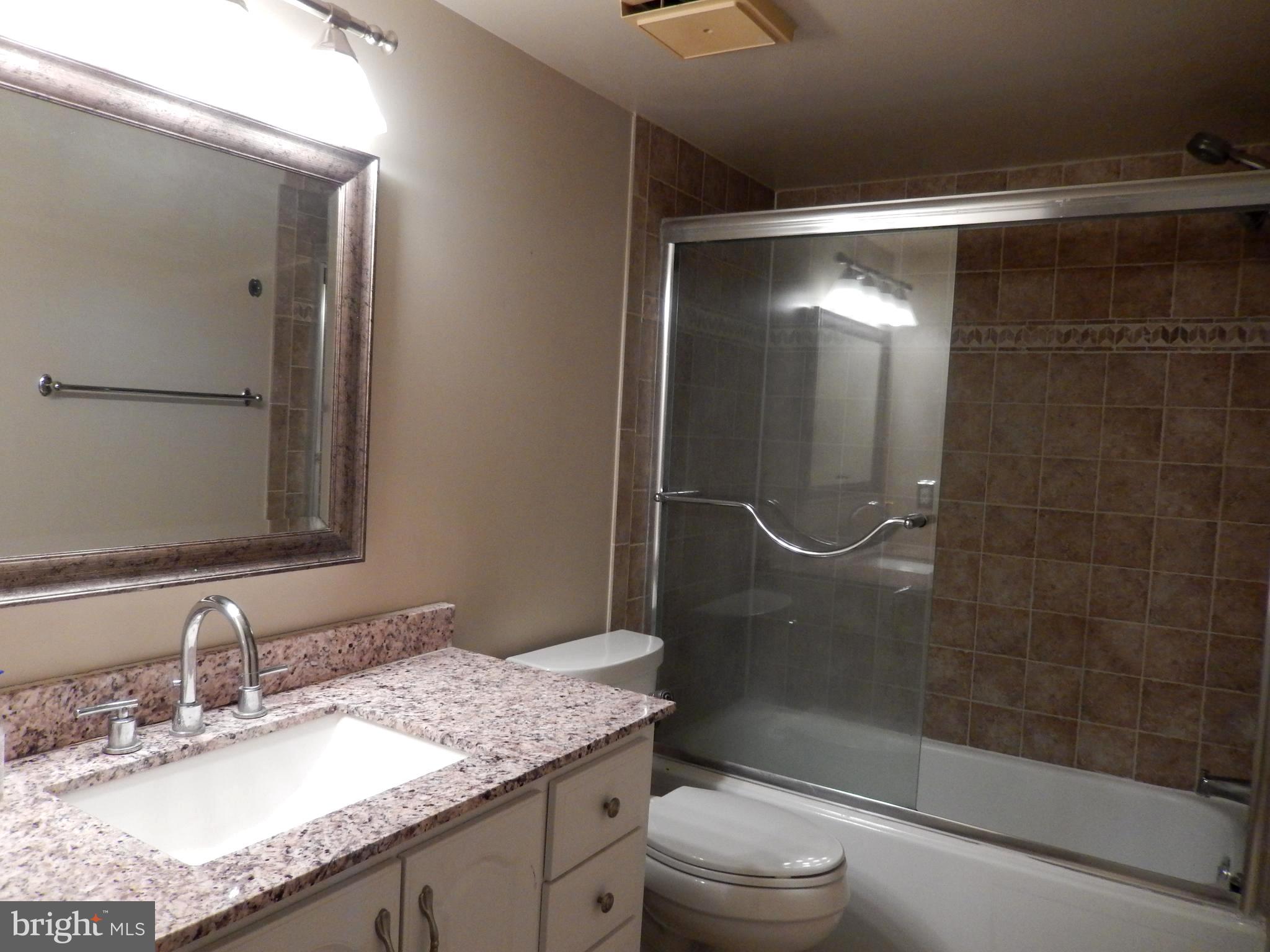 REGENCY AT MCLEAN - Residential Lease