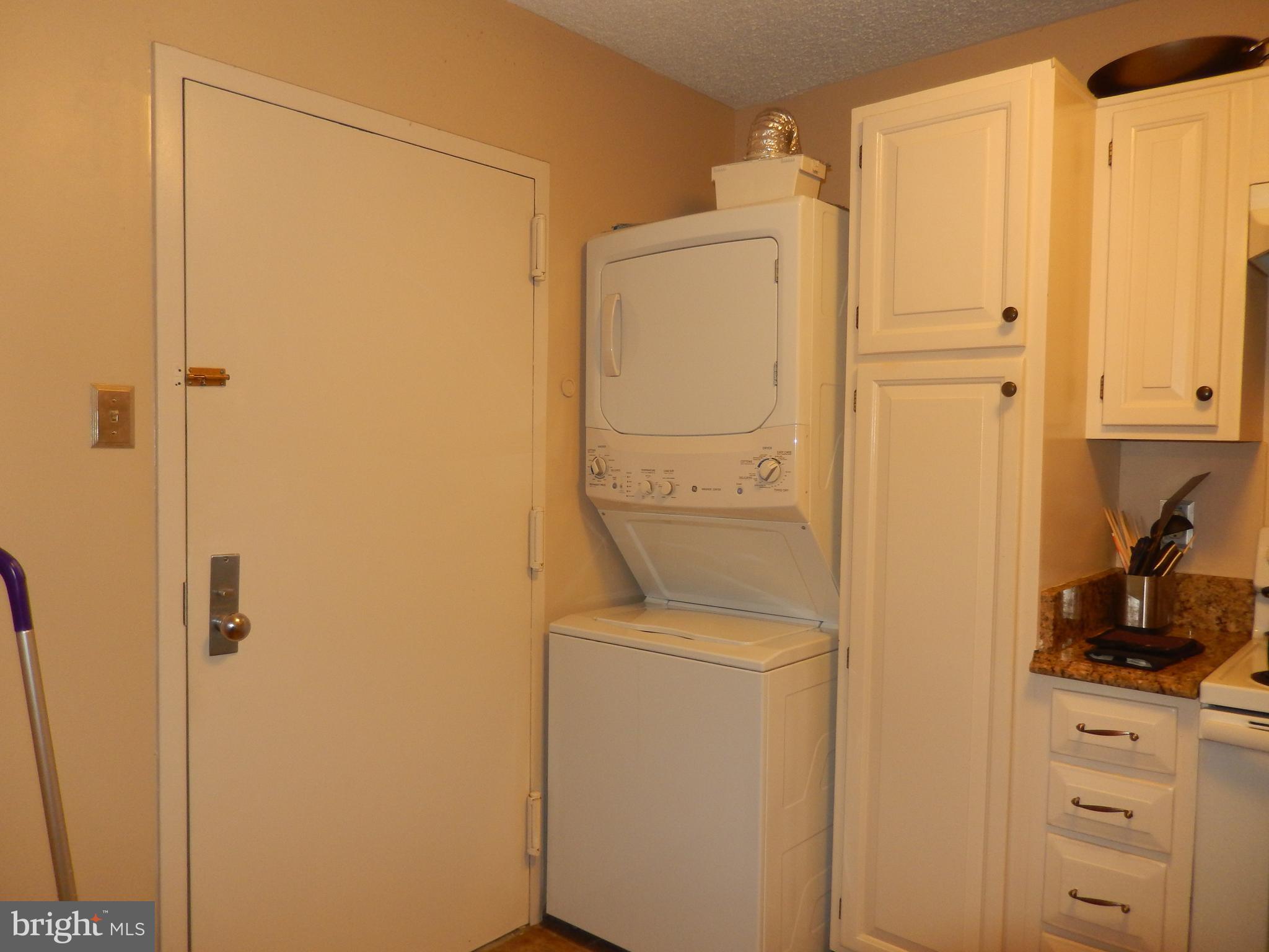 REGENCY AT MCLEAN - Residential Lease