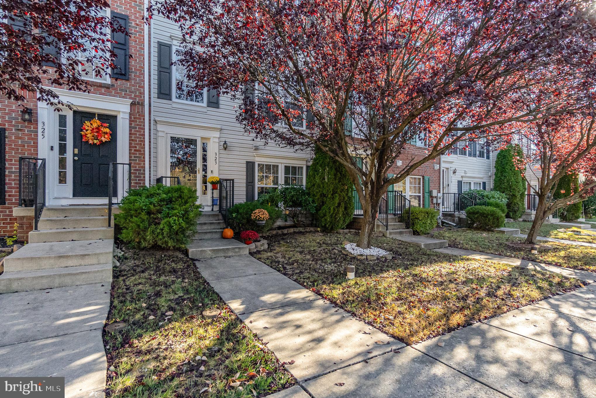 EAGLES LANDING AT WATERS EDGE - Residential