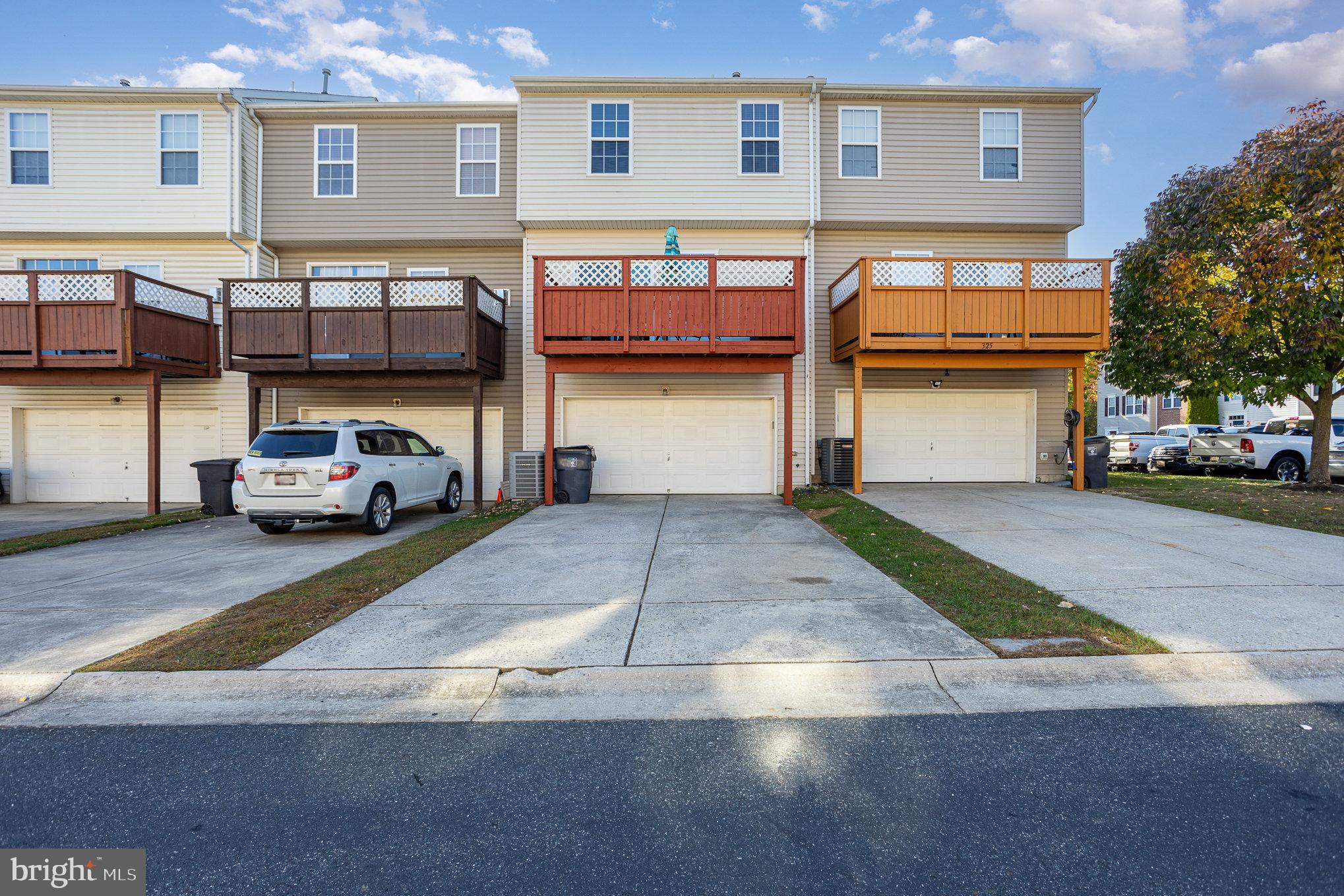 EAGLES LANDING AT WATERS EDGE - Residential