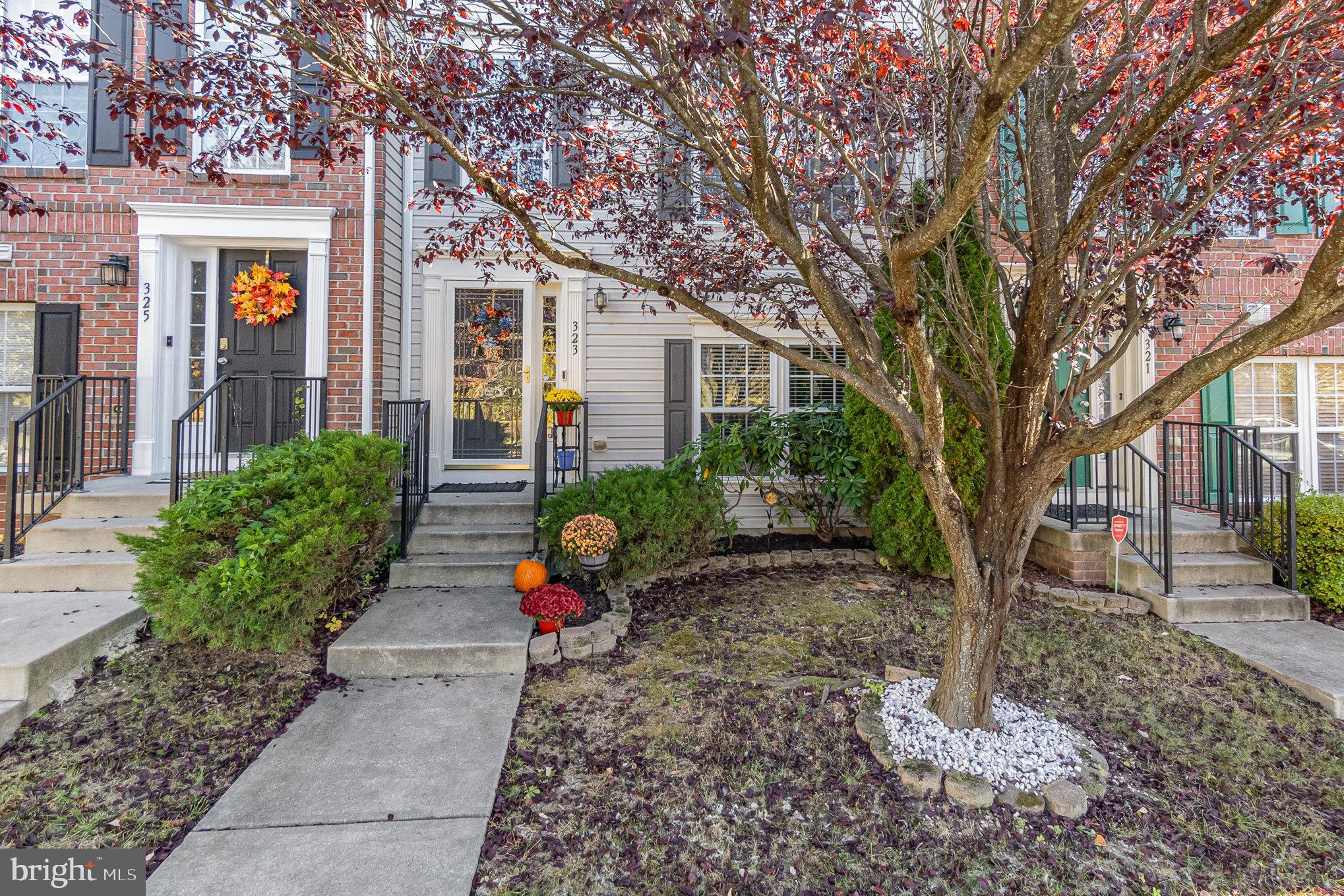 EAGLES LANDING AT WATERS EDGE - Residential