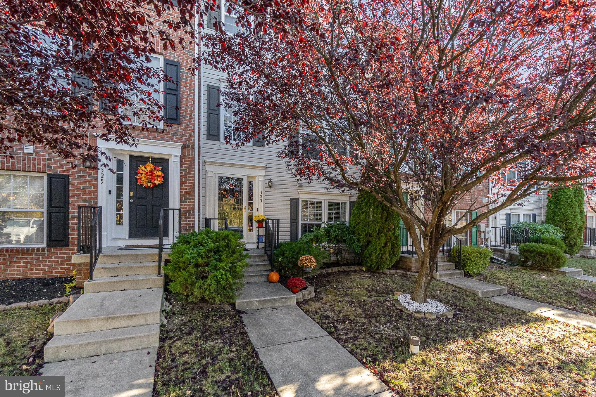 EAGLES LANDING AT WATERS EDGE - Residential