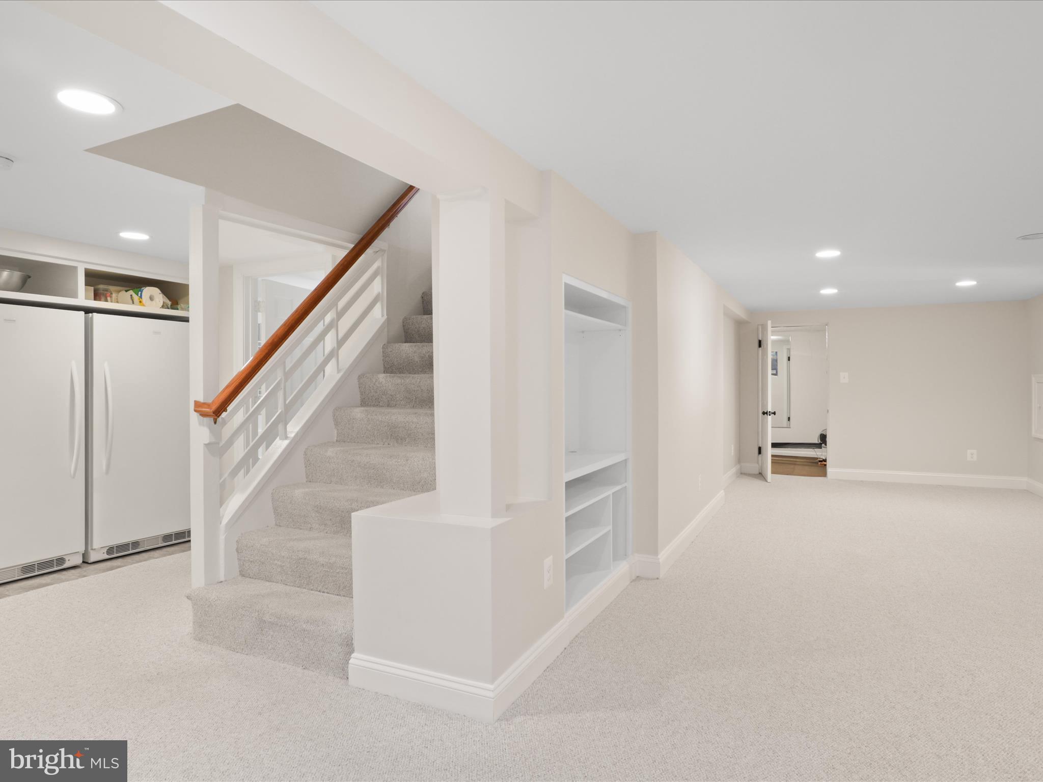 BROYHILL FOREST - Residential