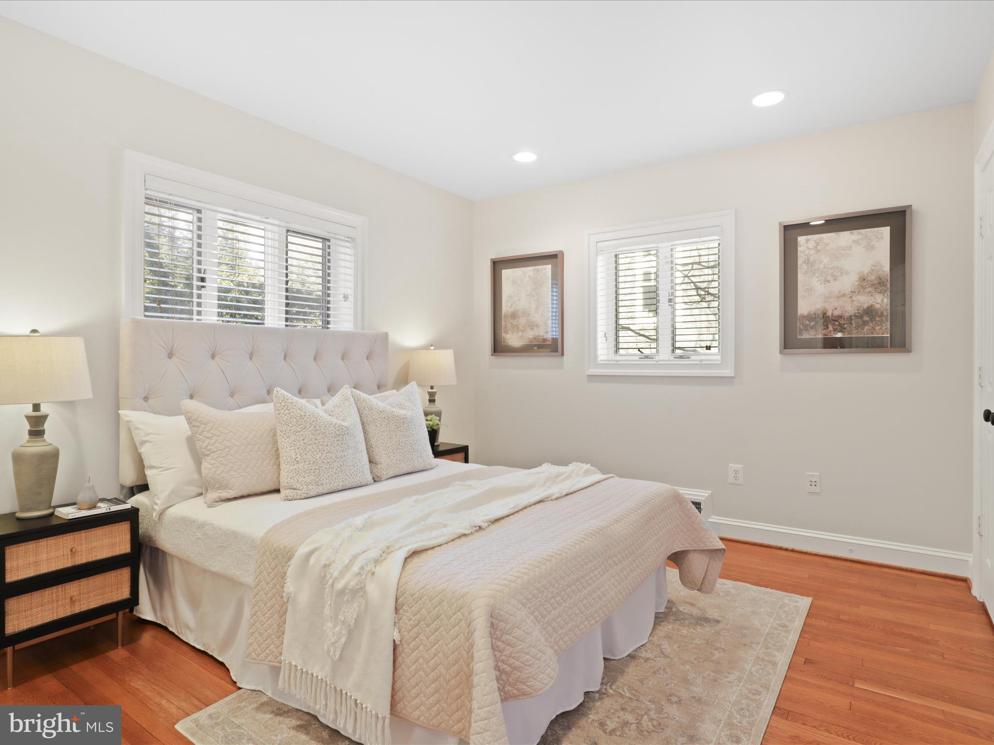 BROYHILL FOREST - Residential