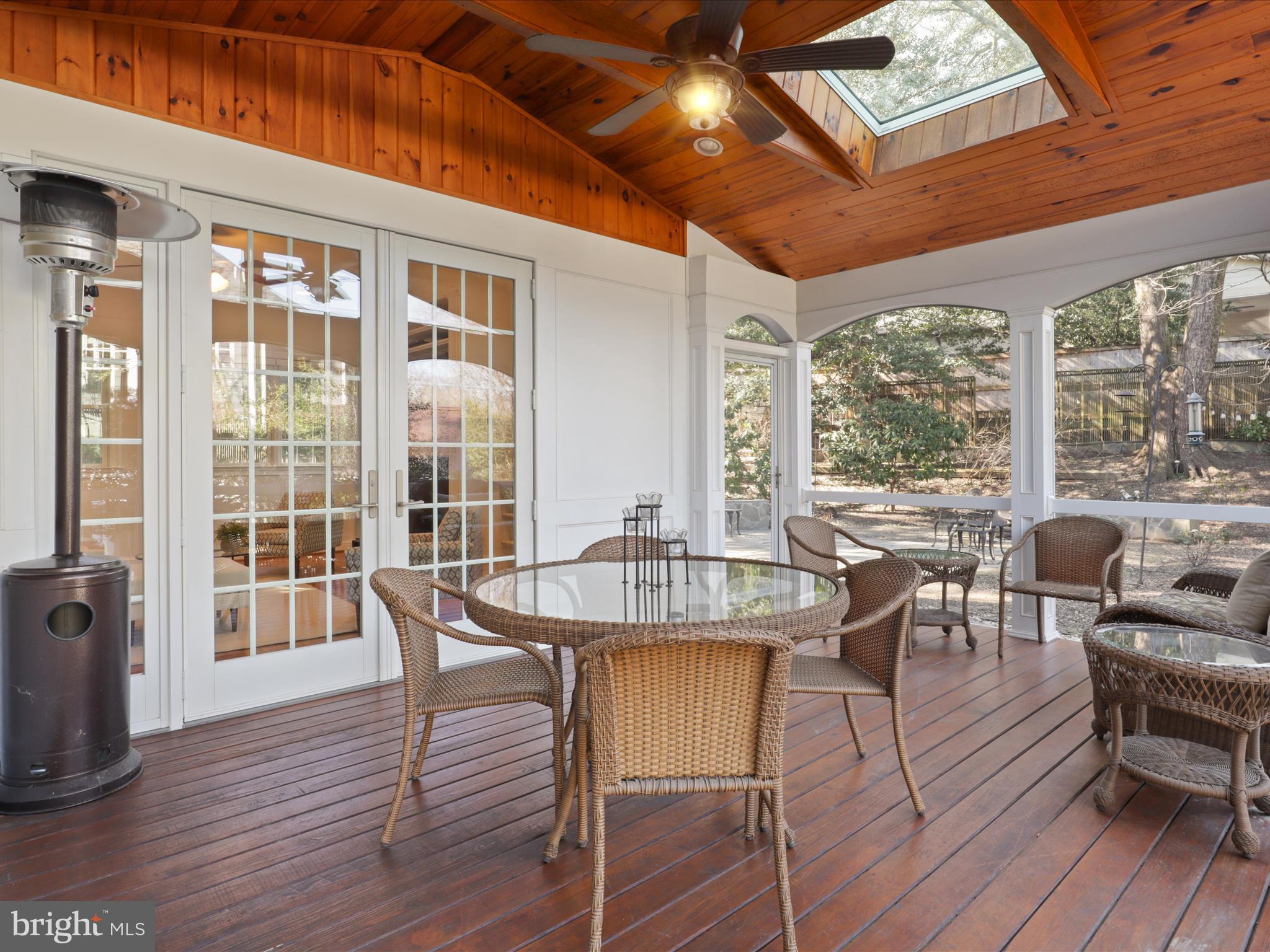 BROYHILL FOREST - Residential