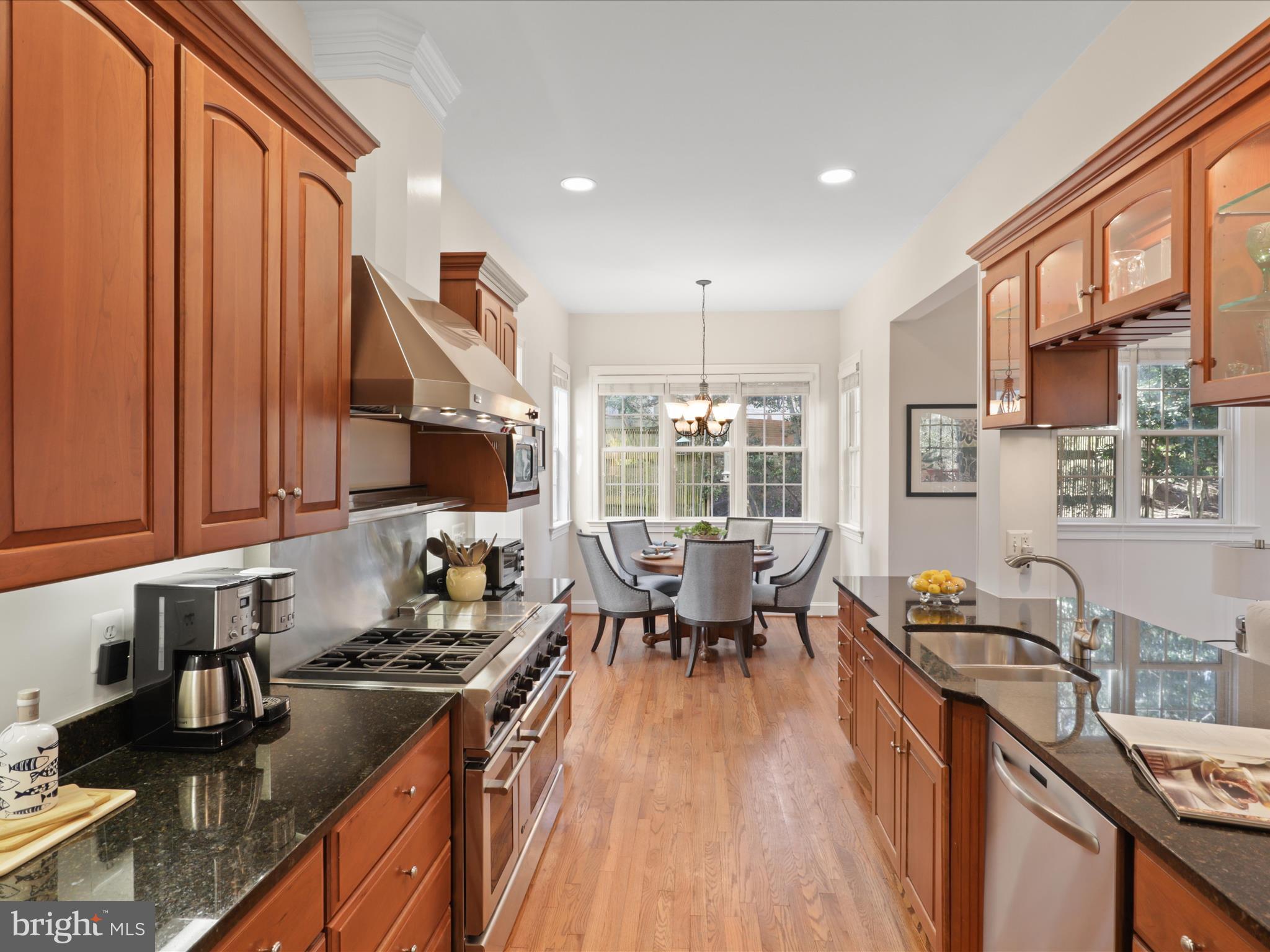 BROYHILL FOREST - Residential