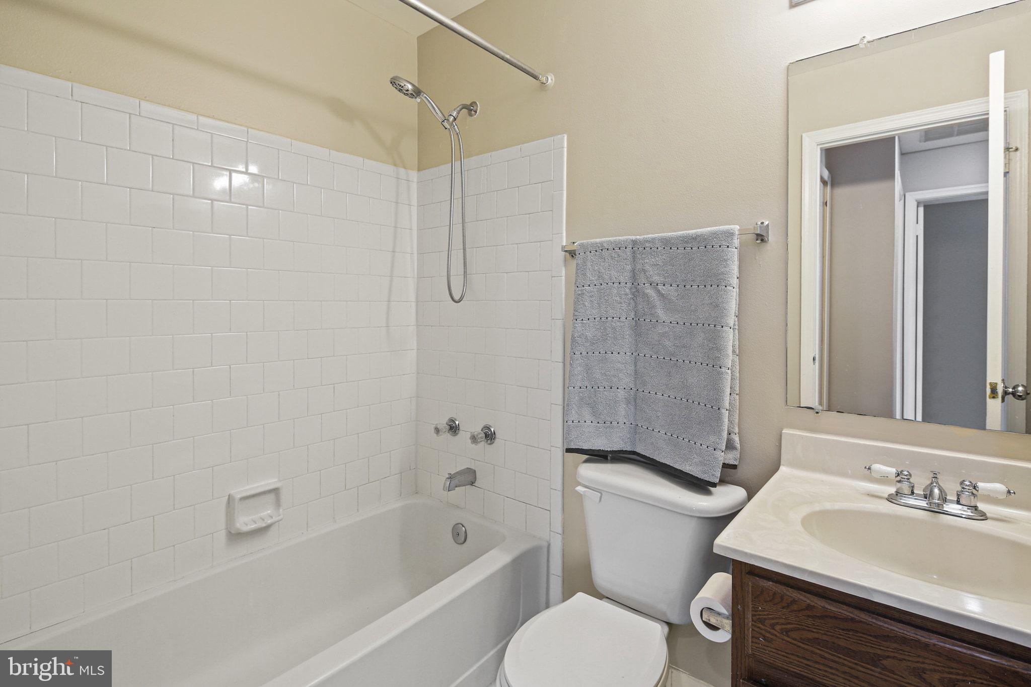 DORSEY HALL - Residential