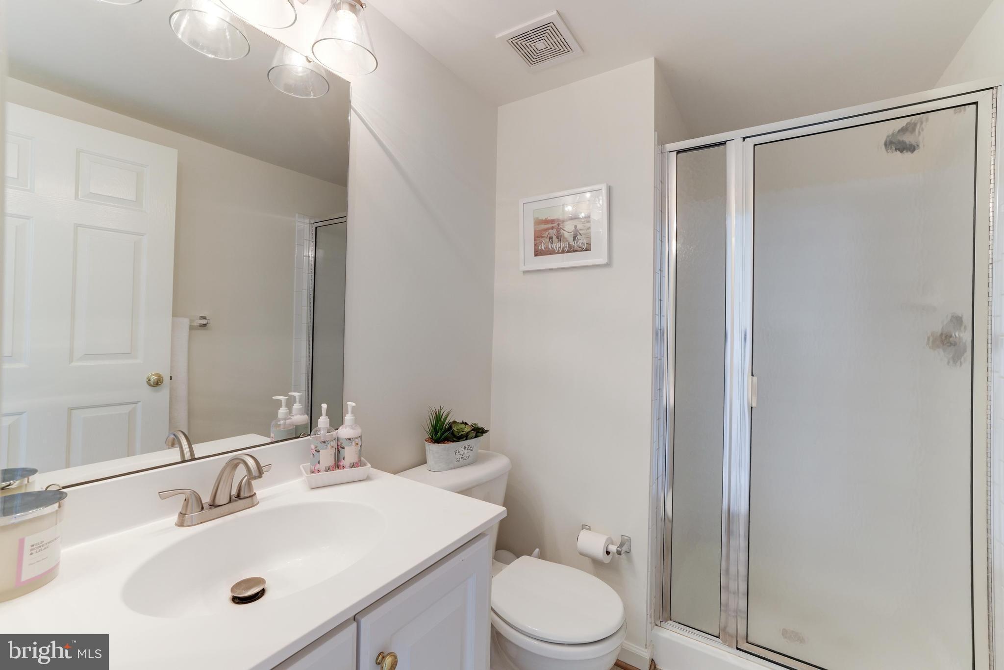 ASHBURN VILLAGE - Residential