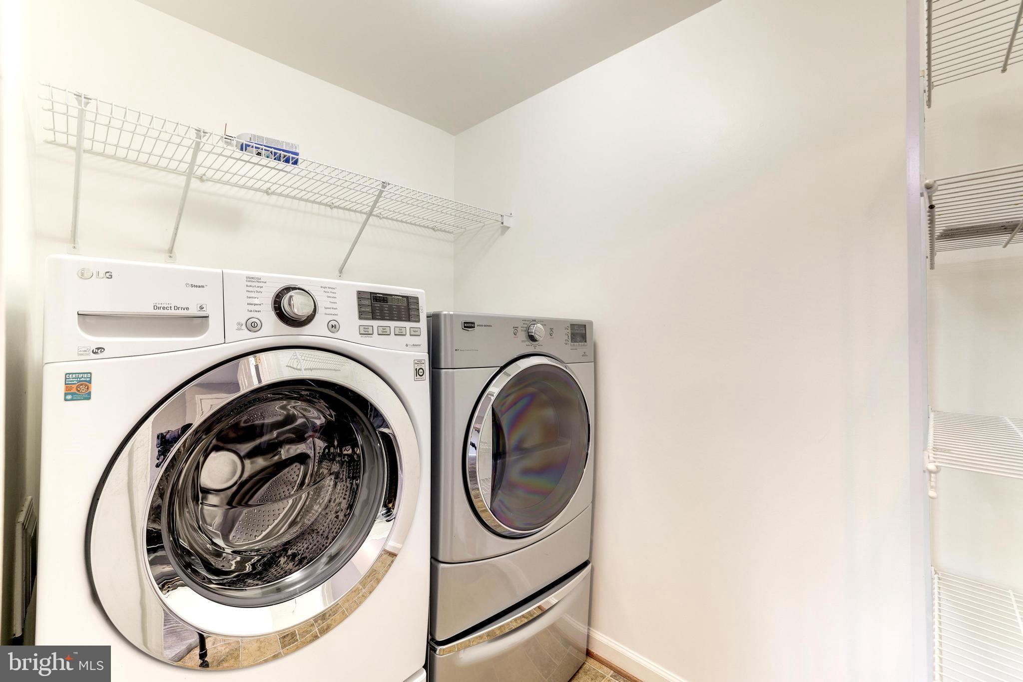 ASHBURN VILLAGE - Residential