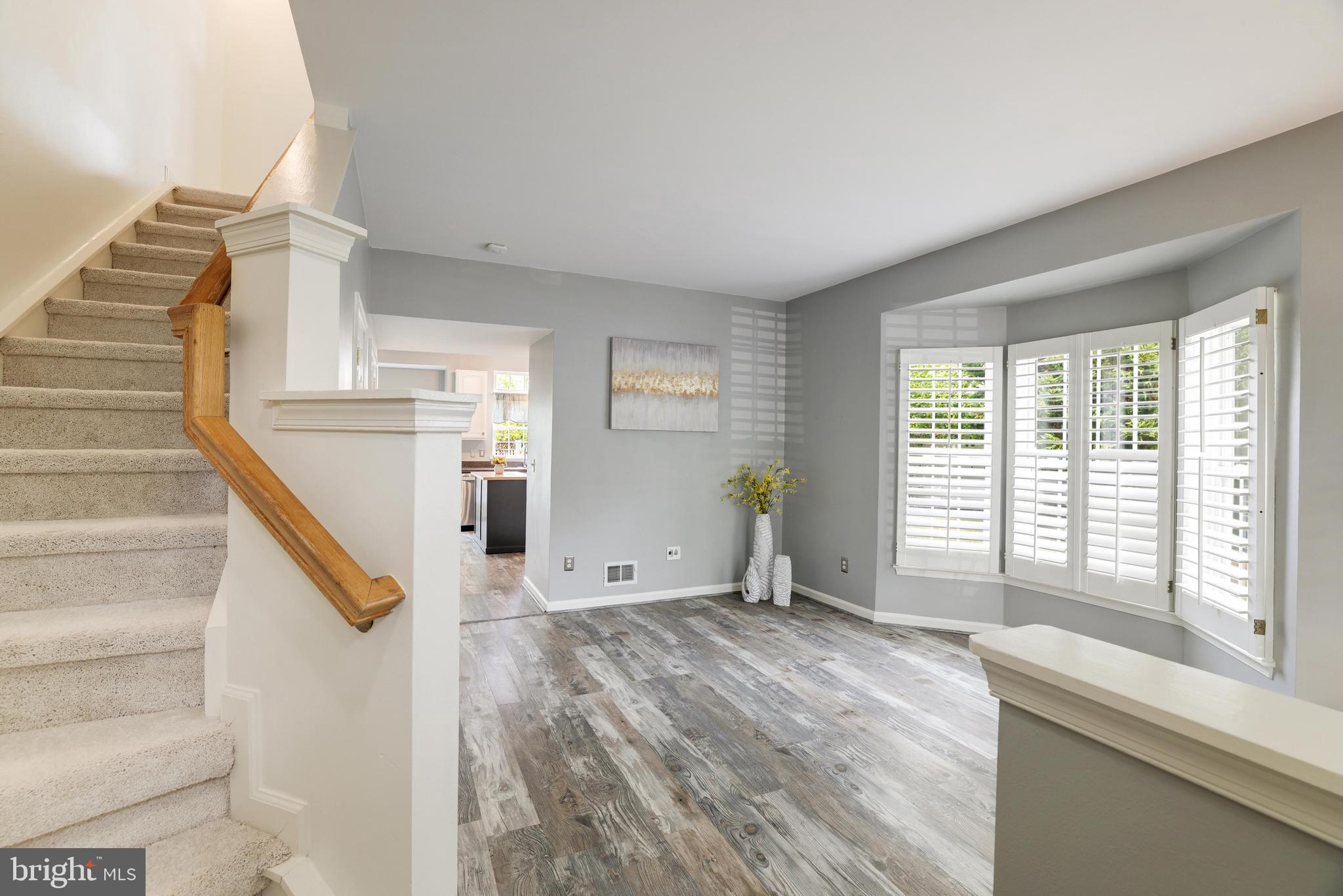 ASHBURN VILLAGE - Residential