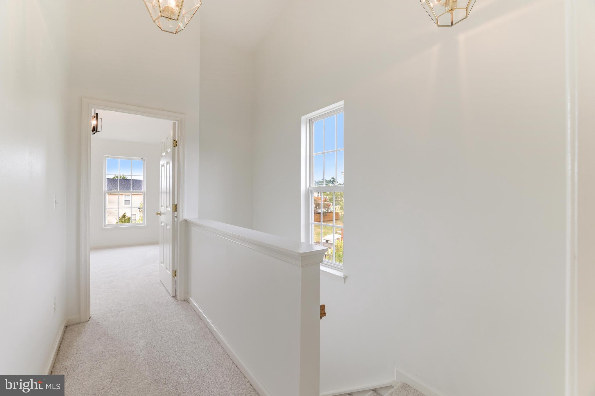 ASHBURN VILLAGE - Residential