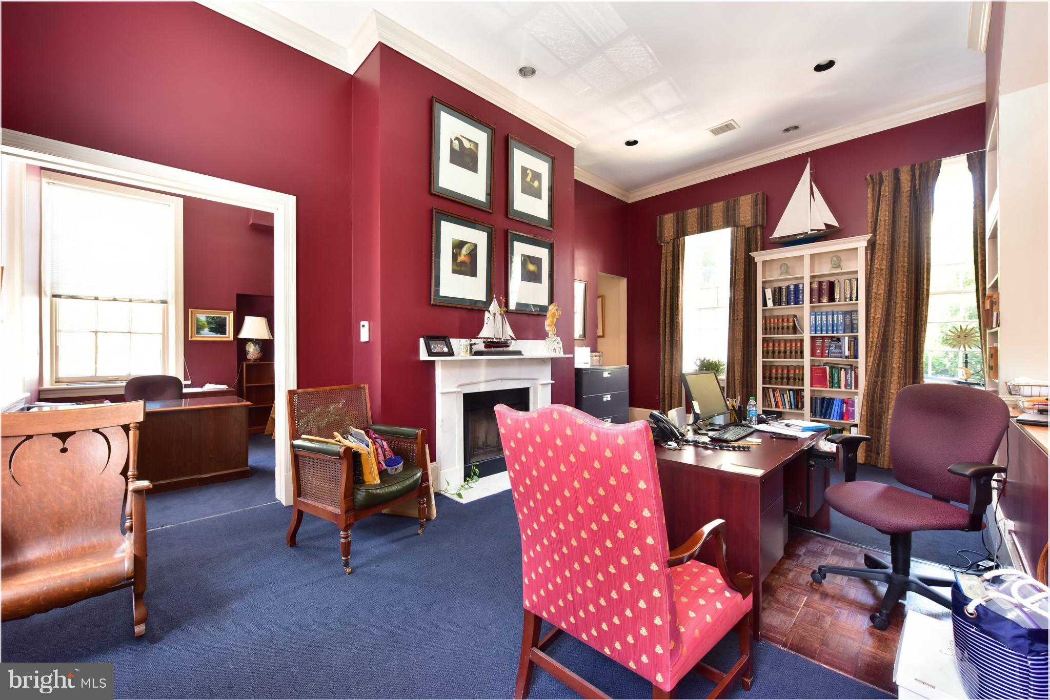 OLD TOWN - Commercial Sale