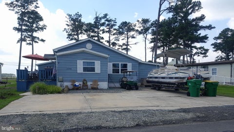 Mobile Home For Sale - 35594 Sussex Lane #15407<br/> MILLSBORO, DE 19966