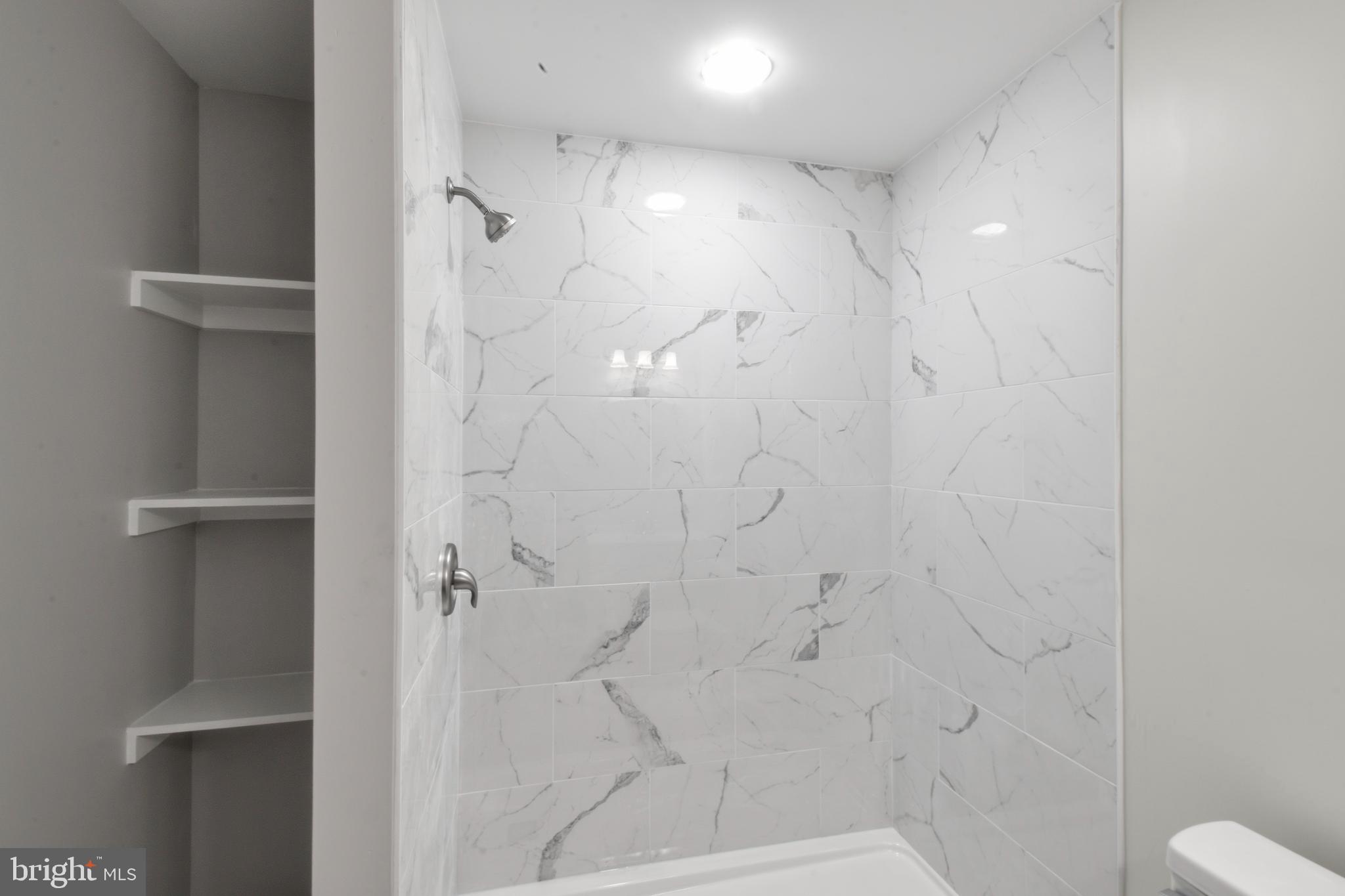 JOHNSTON WOODSTOCK - Residential