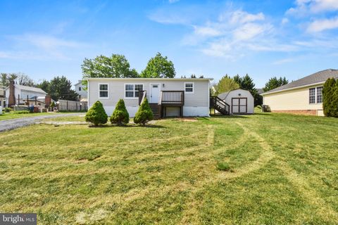 136 S WATER STREET WOODSTOCK VA 22664