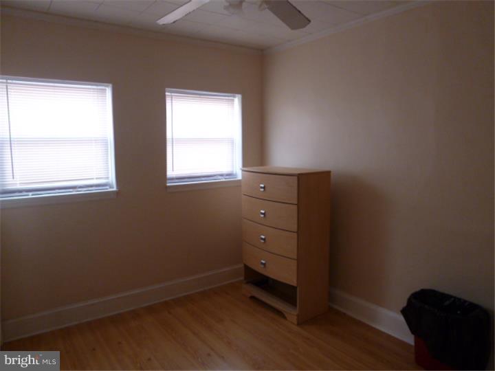 PHILADELPHIA (SOUTHWEST) - Residential