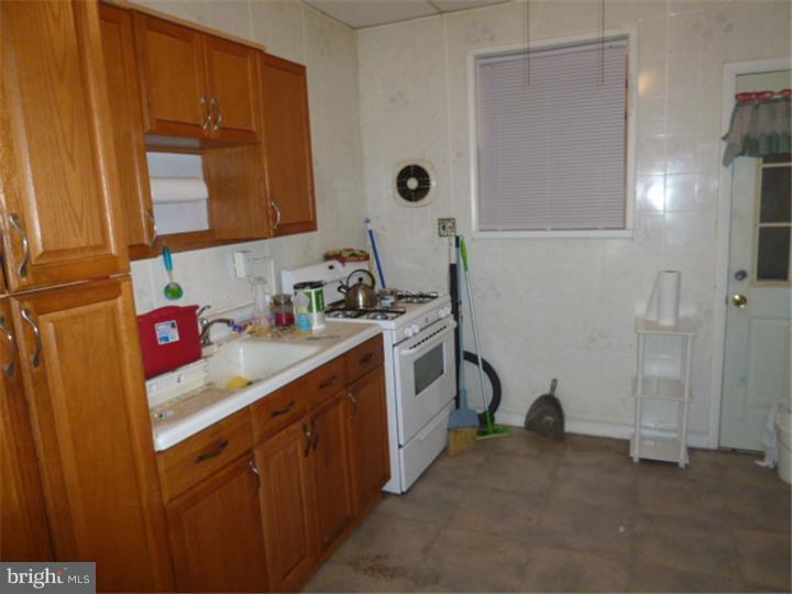 PHILADELPHIA (SOUTHWEST) - Residential