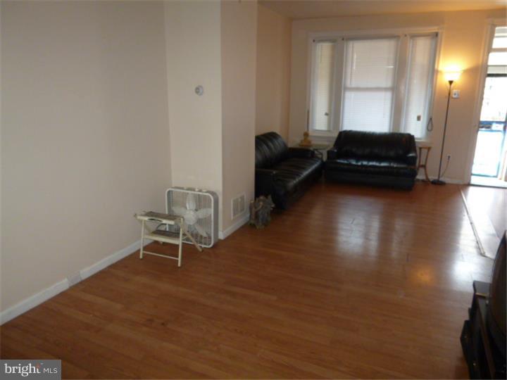 PHILADELPHIA (SOUTHWEST) - Residential