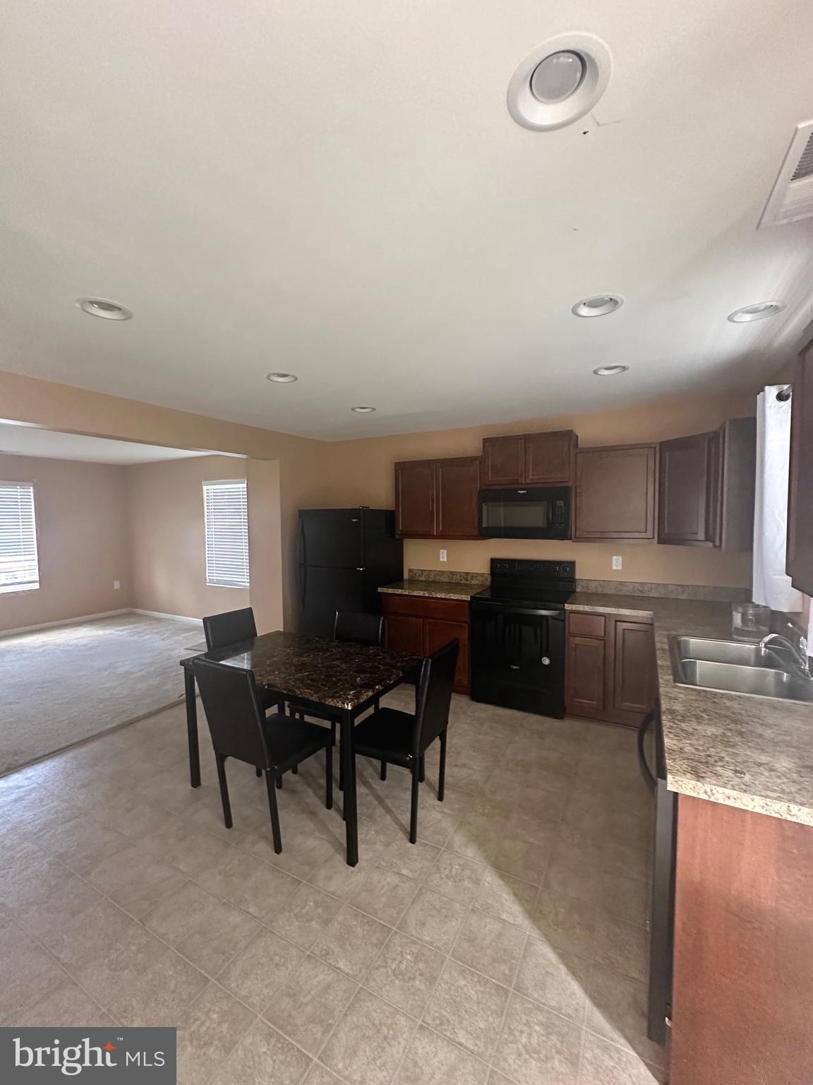 MORNING DOVE ESTATES - Residential Lease