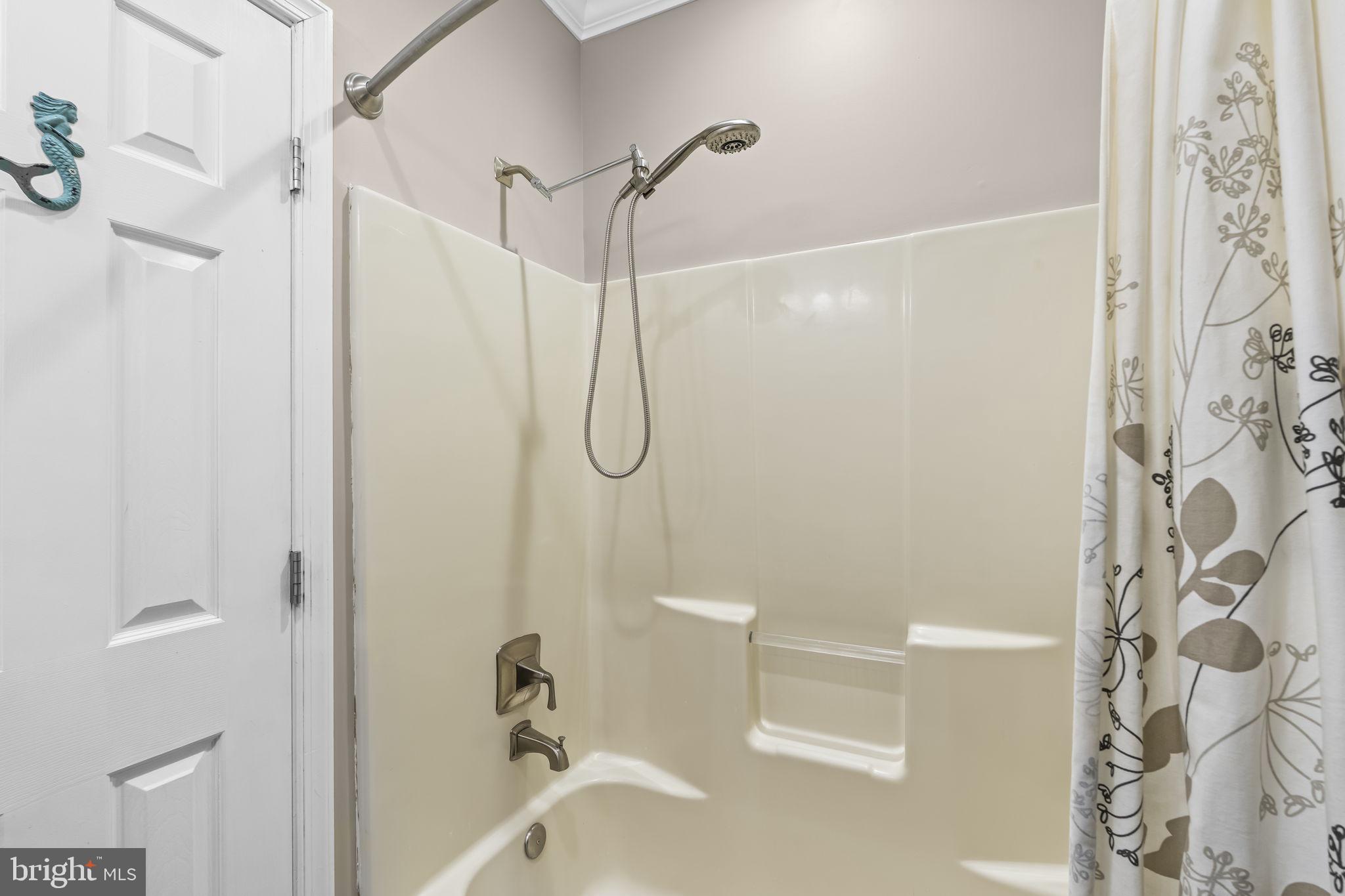 SOLOMONS LANDING - Residential