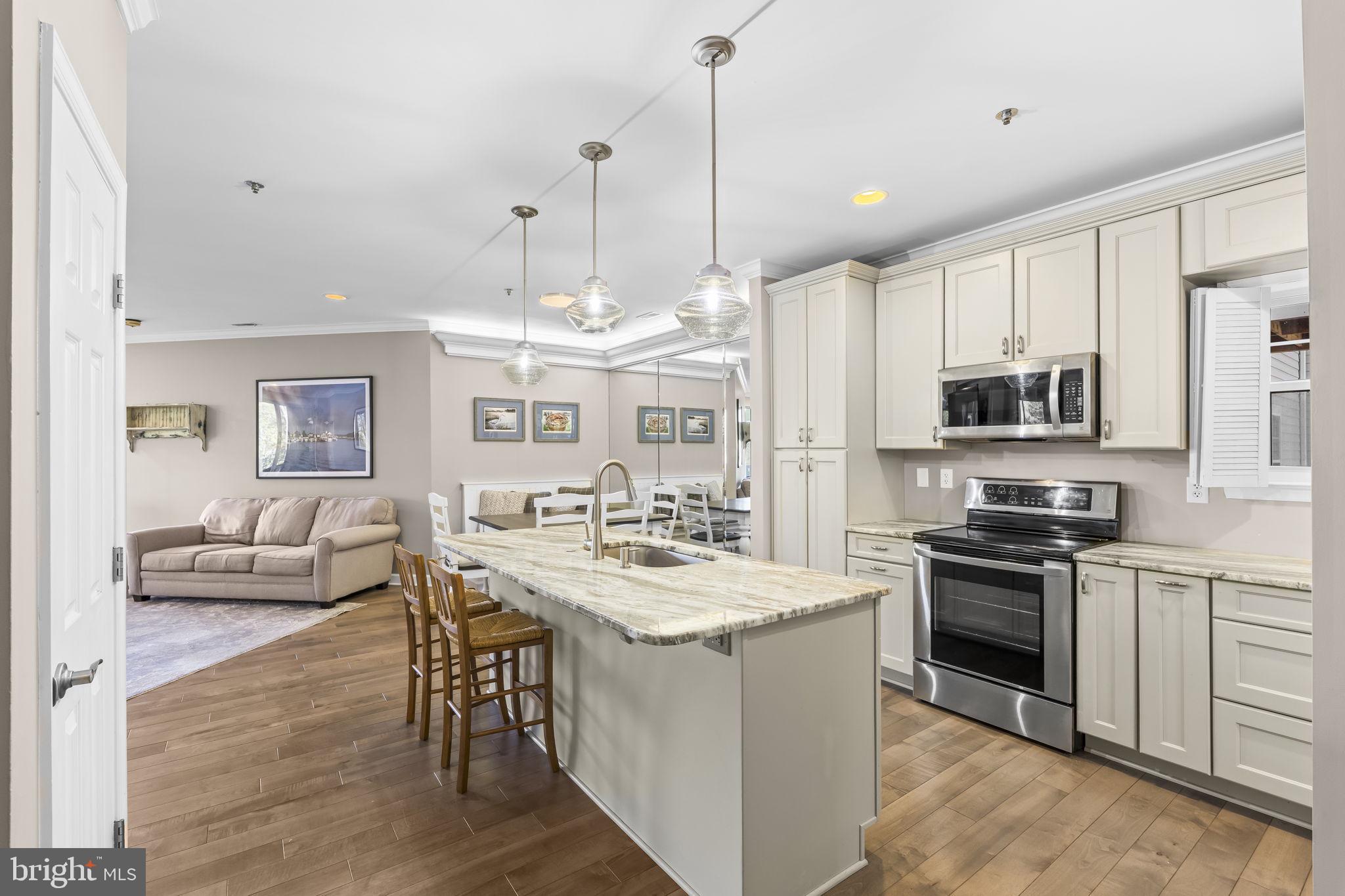 SOLOMONS LANDING - Residential