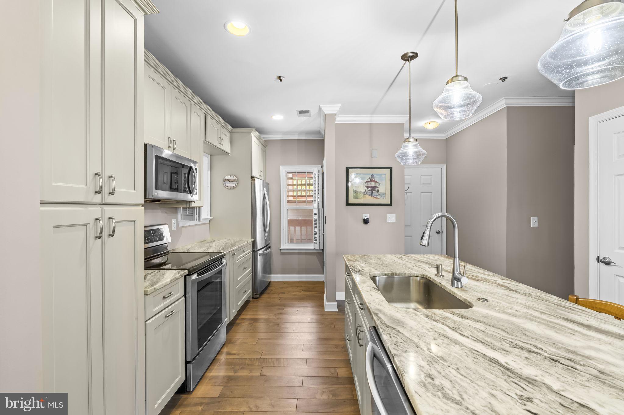 SOLOMONS LANDING - Residential