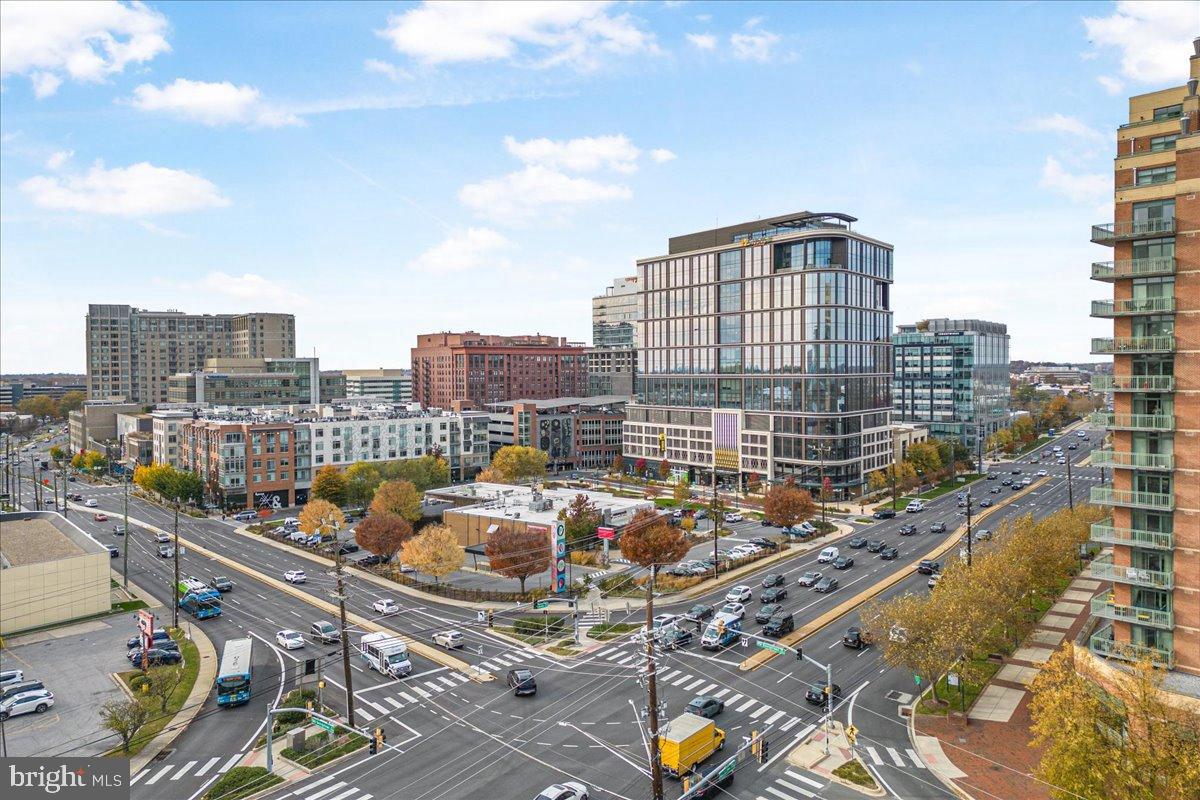 GALLERY AT WHITE FLINT - Residential Lease