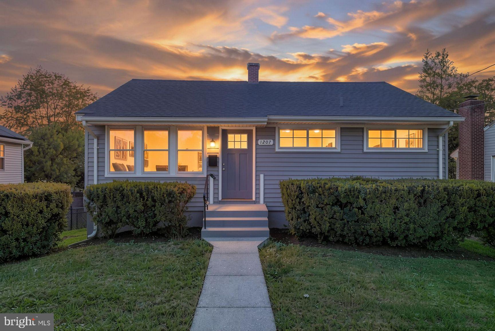 1207 HIGHWOOD ROAD