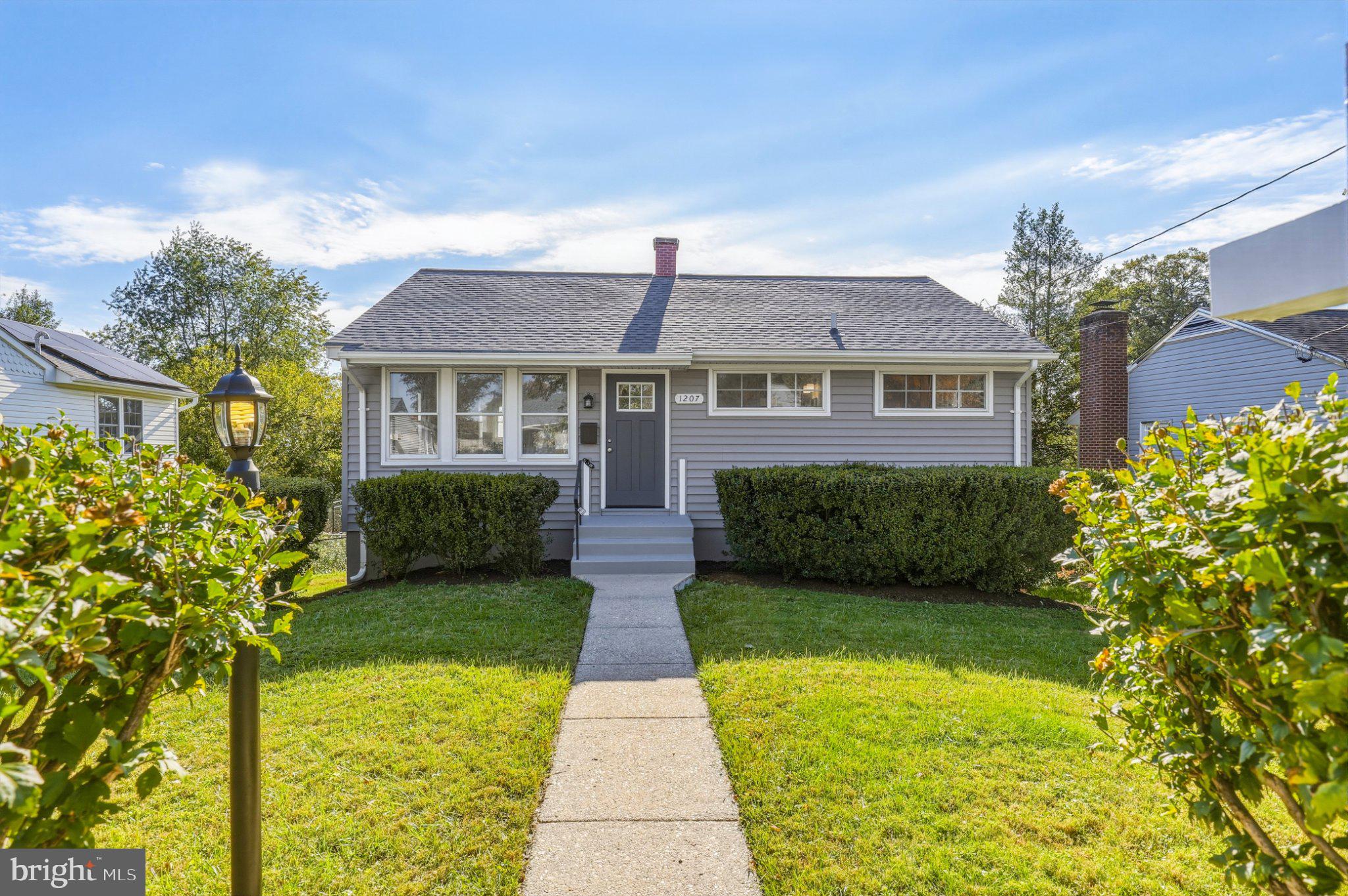 1207 HIGHWOOD ROAD