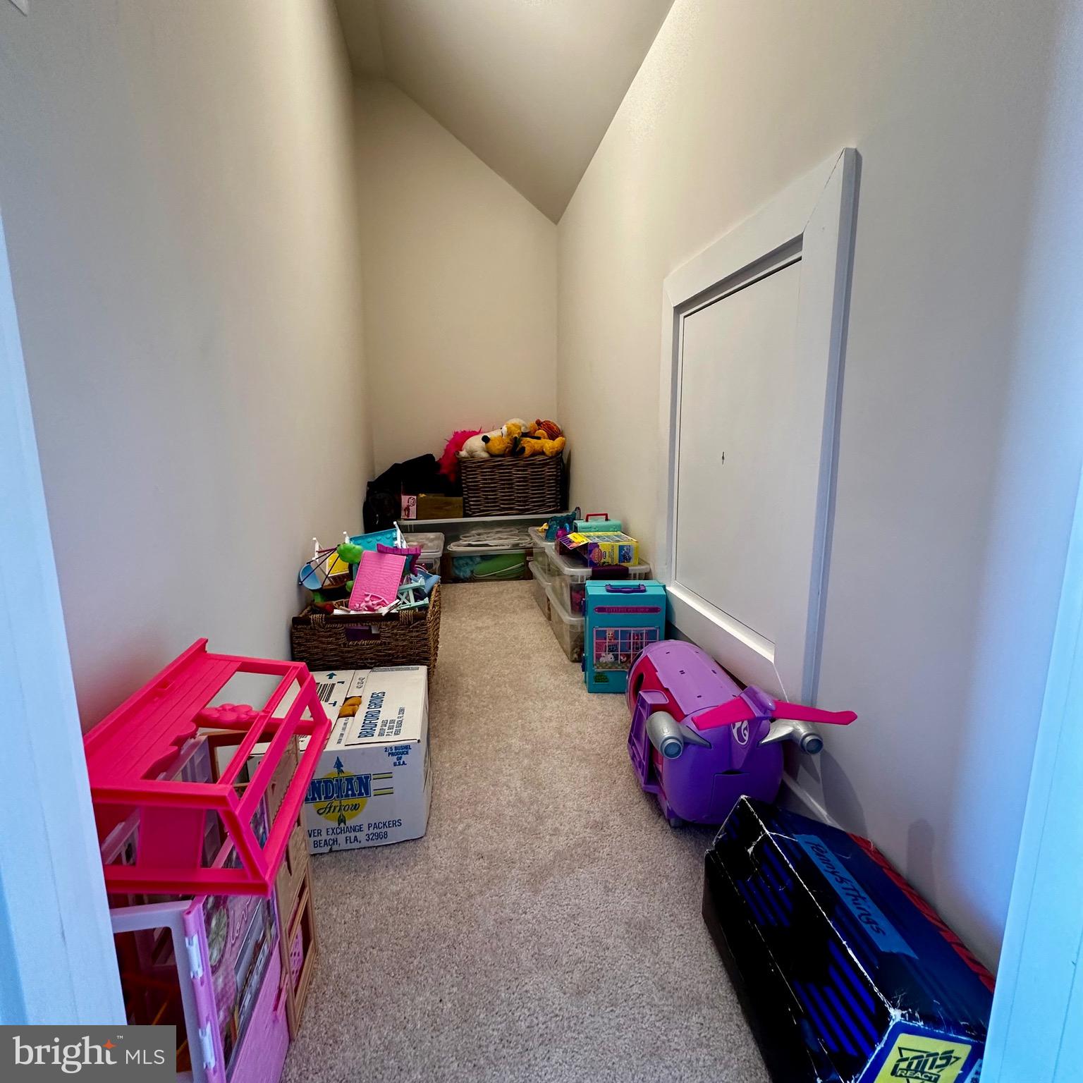 POTOMAC SHORES - Residential Lease