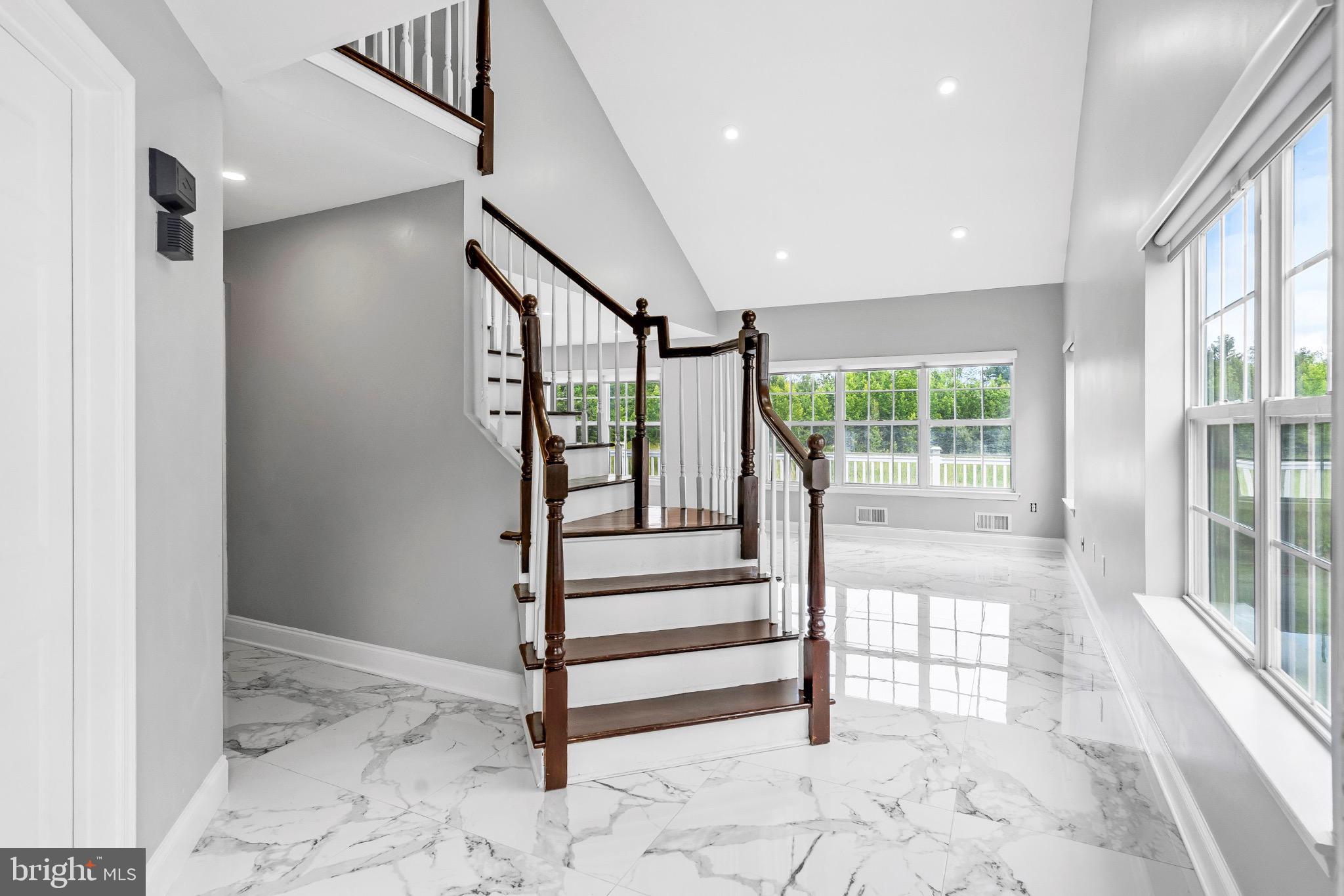 98 CANAL VIEW DRIVE