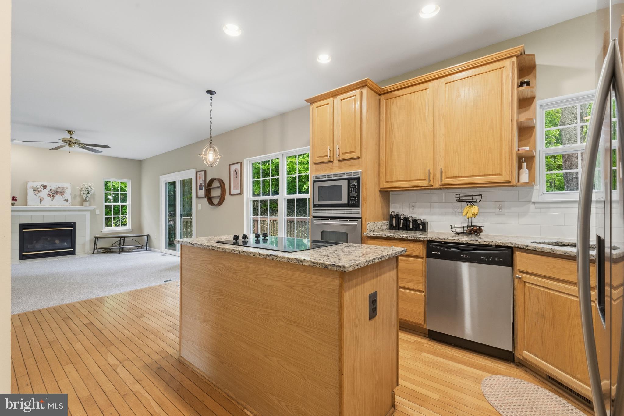 GRAHAM PARK SHORES - Residential