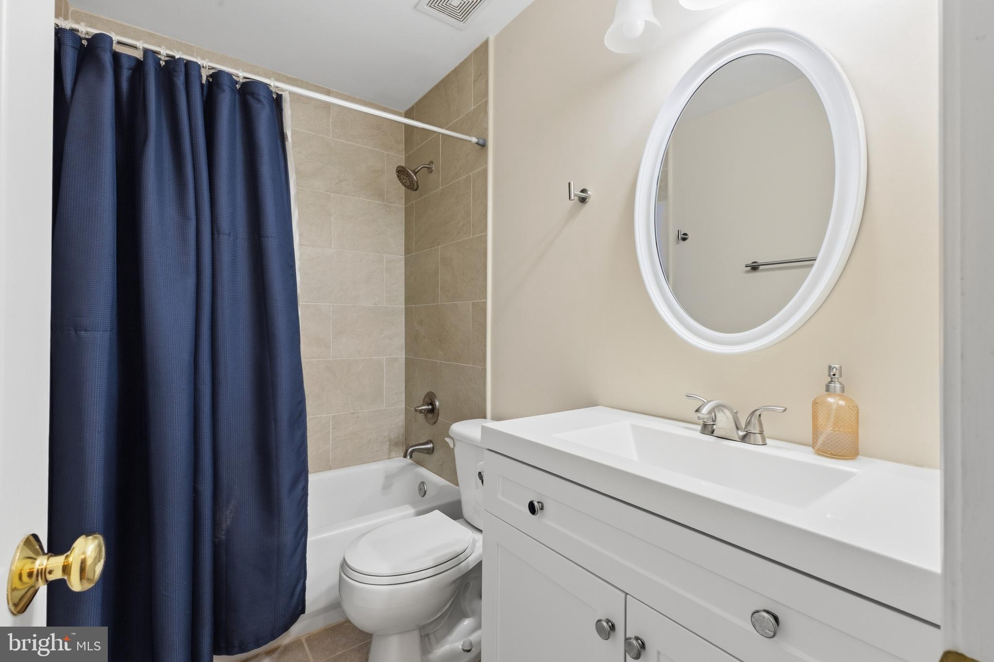 GRAHAM PARK SHORES - Residential