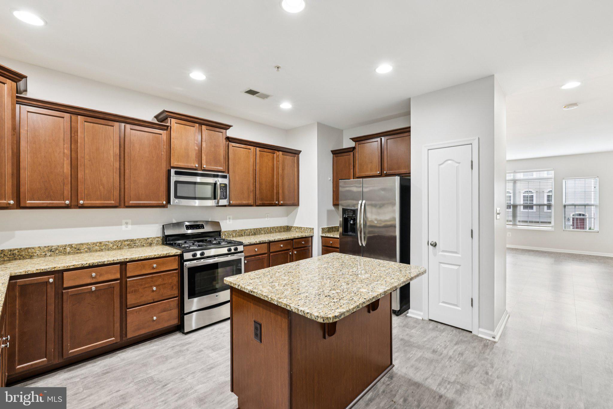 STONEHOUSE RUN - Residential