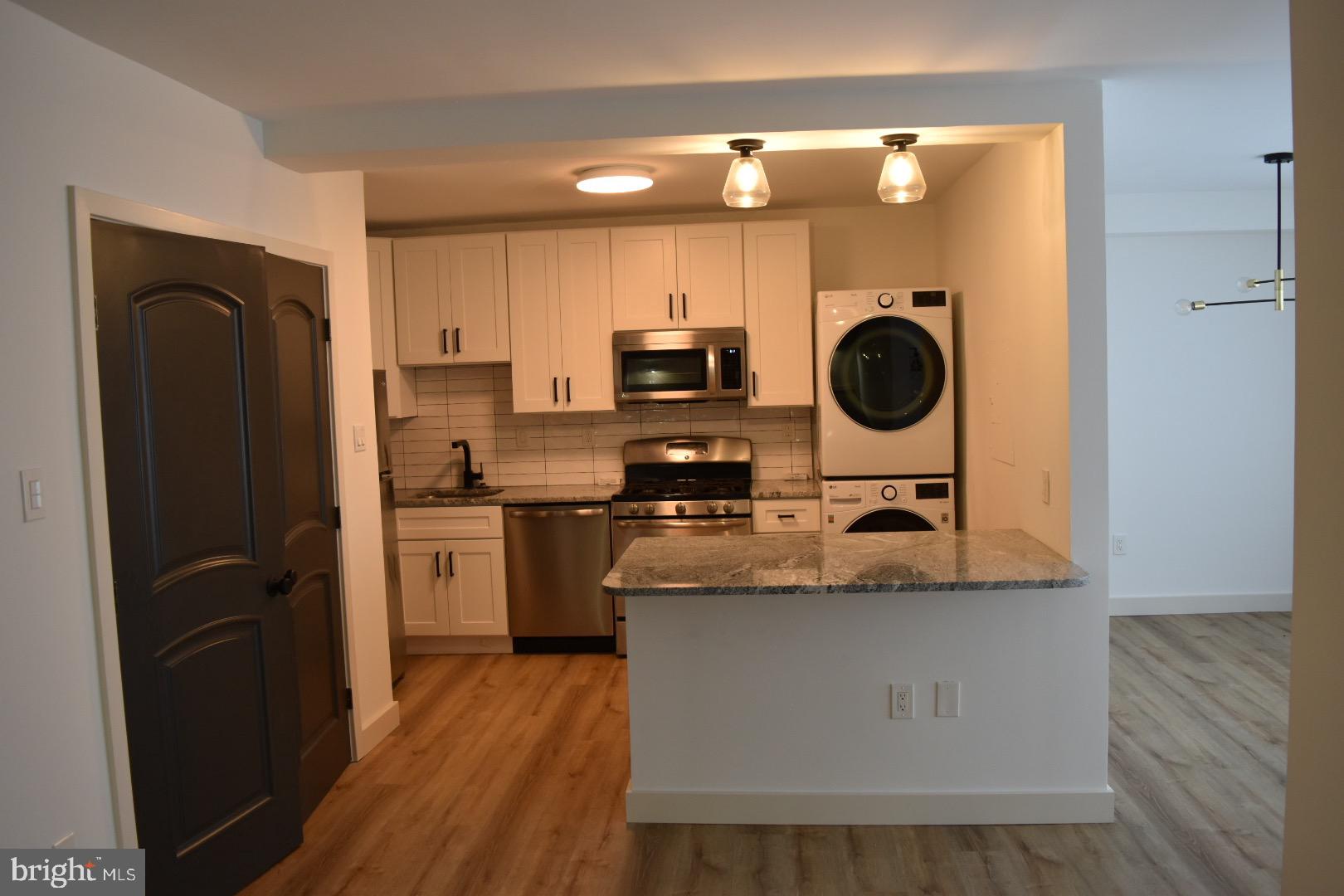 SKYLINE PLAZA - Residential Lease