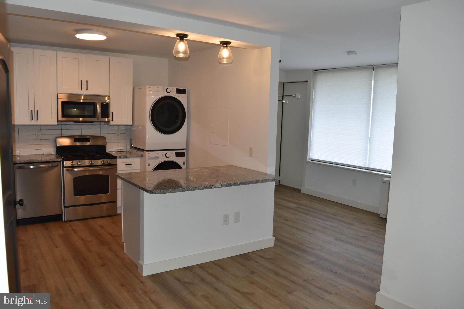 SKYLINE PLAZA - Residential Lease