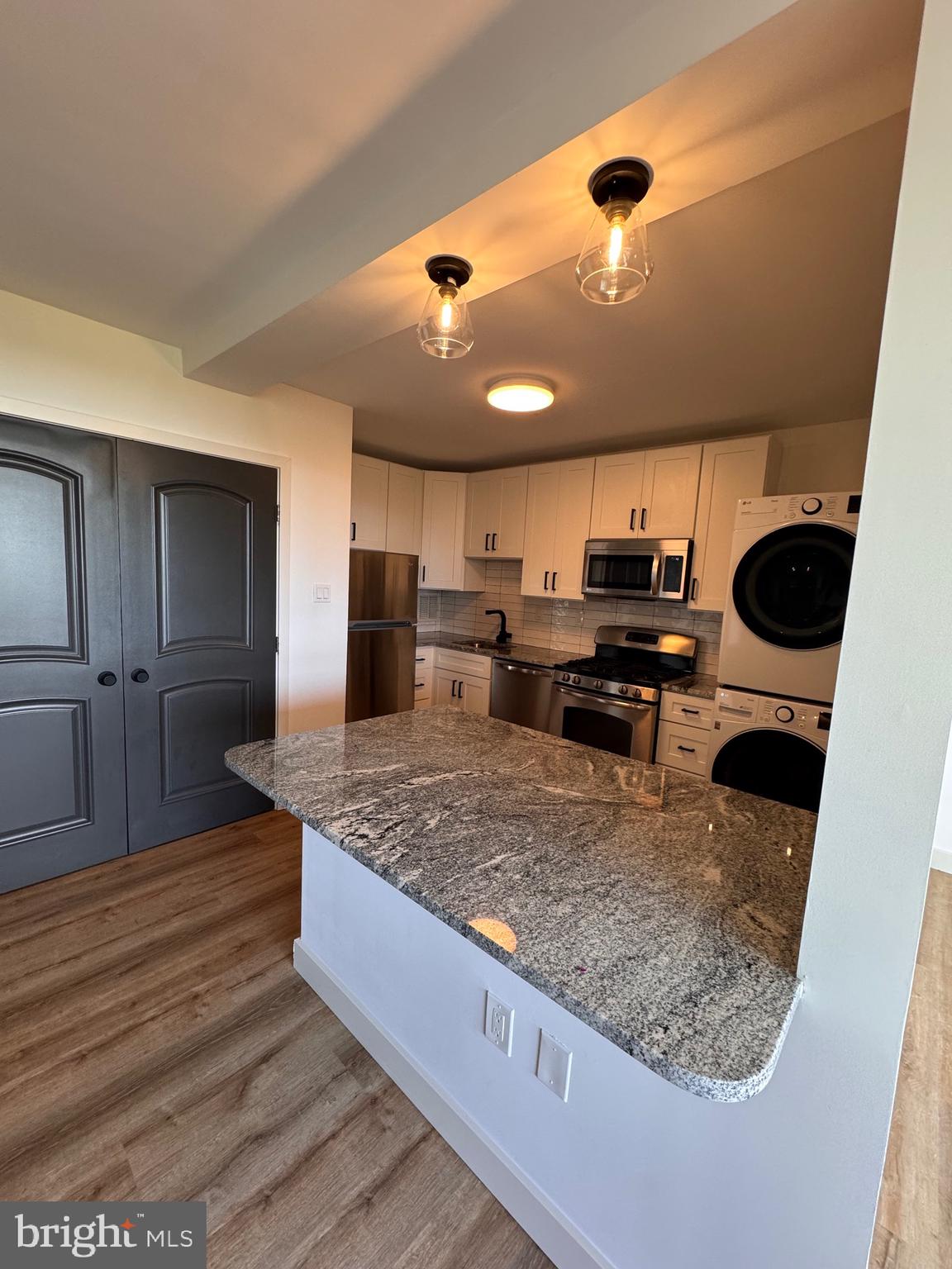 SKYLINE PLAZA - Residential Lease