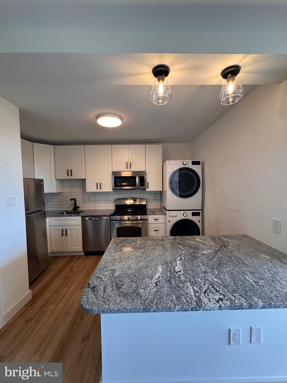 SKYLINE PLAZA - Residential Lease