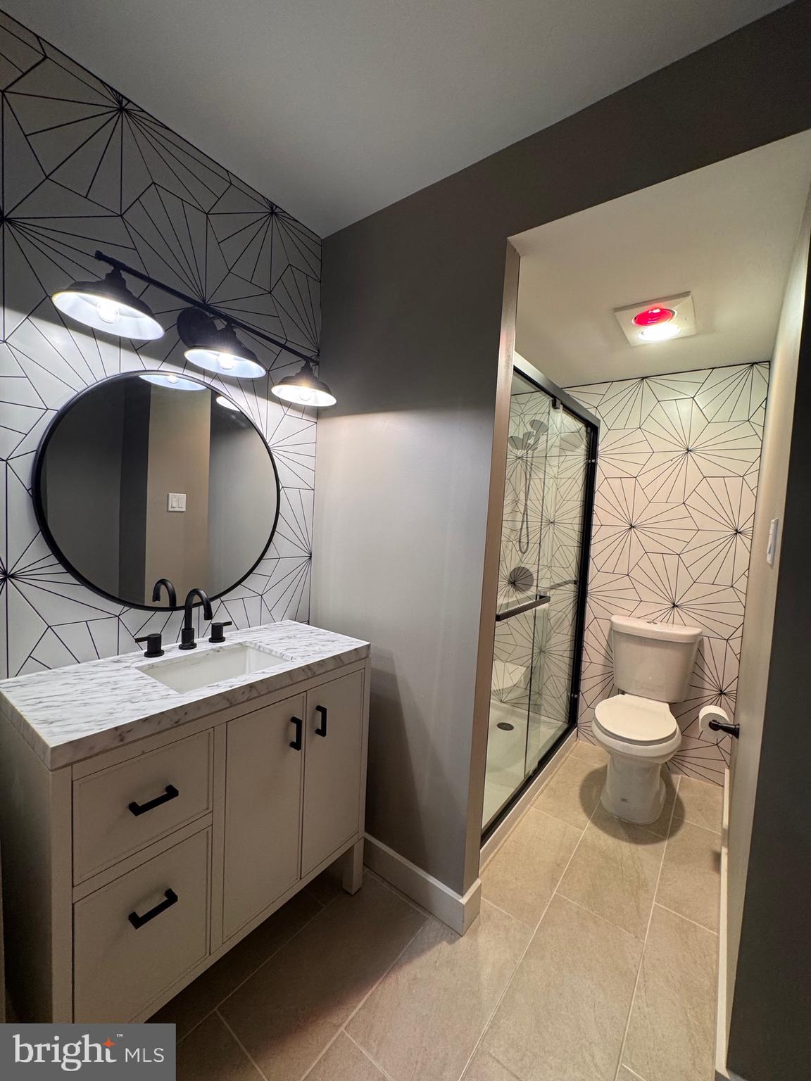 SKYLINE PLAZA - Residential Lease