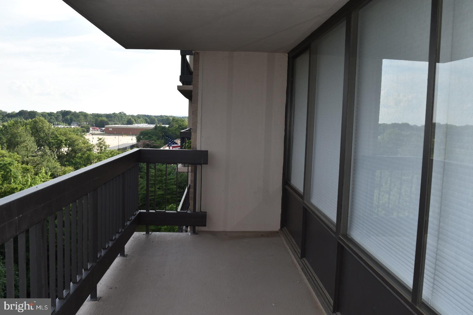 SKYLINE PLAZA - Residential Lease