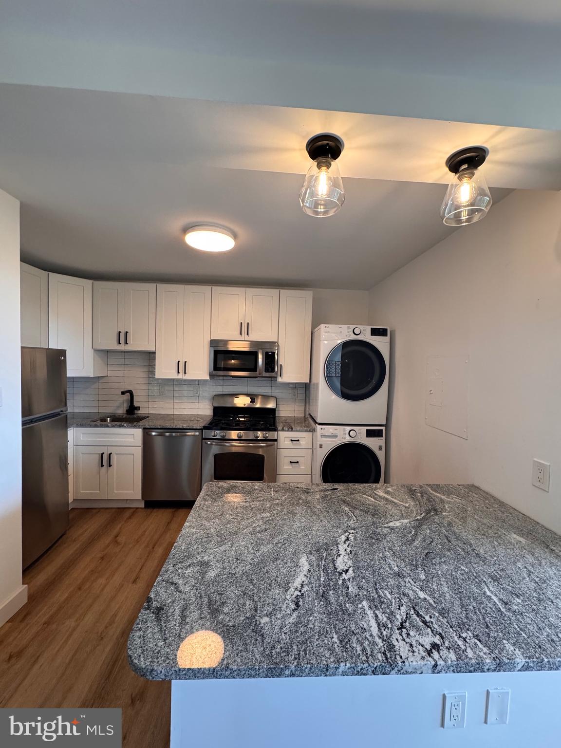 SKYLINE PLAZA - Residential Lease