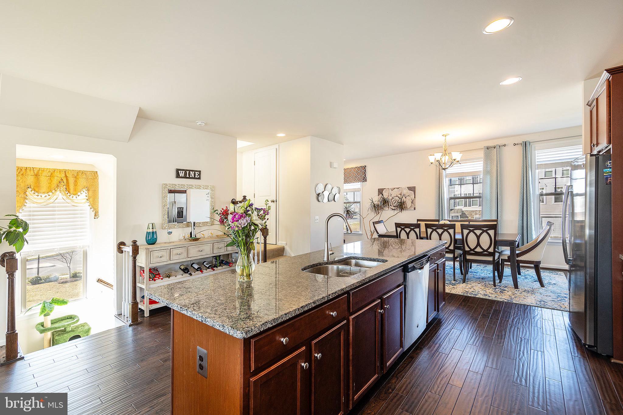 FIELDSTONE - Residential