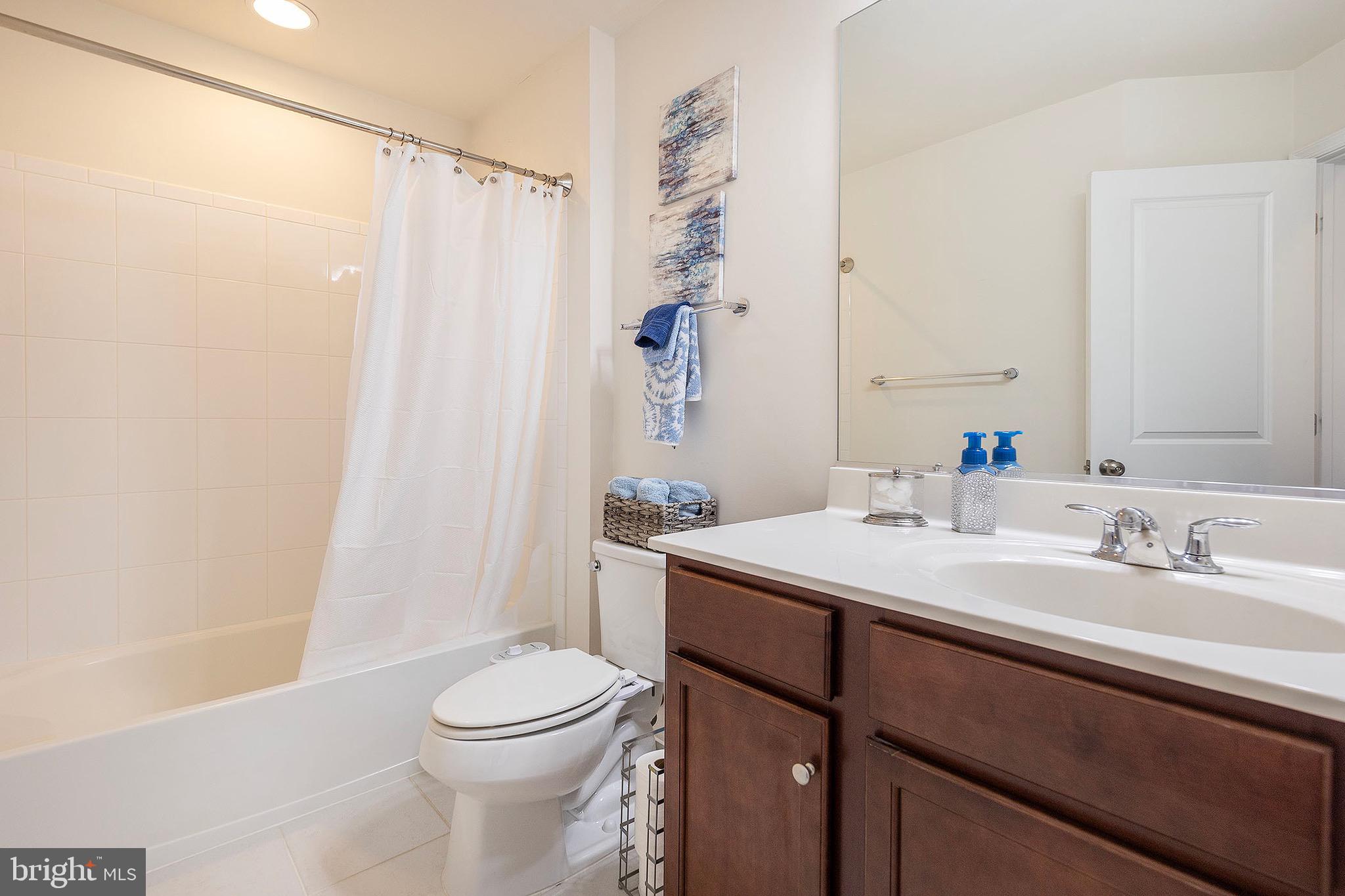 FIELDSTONE - Residential